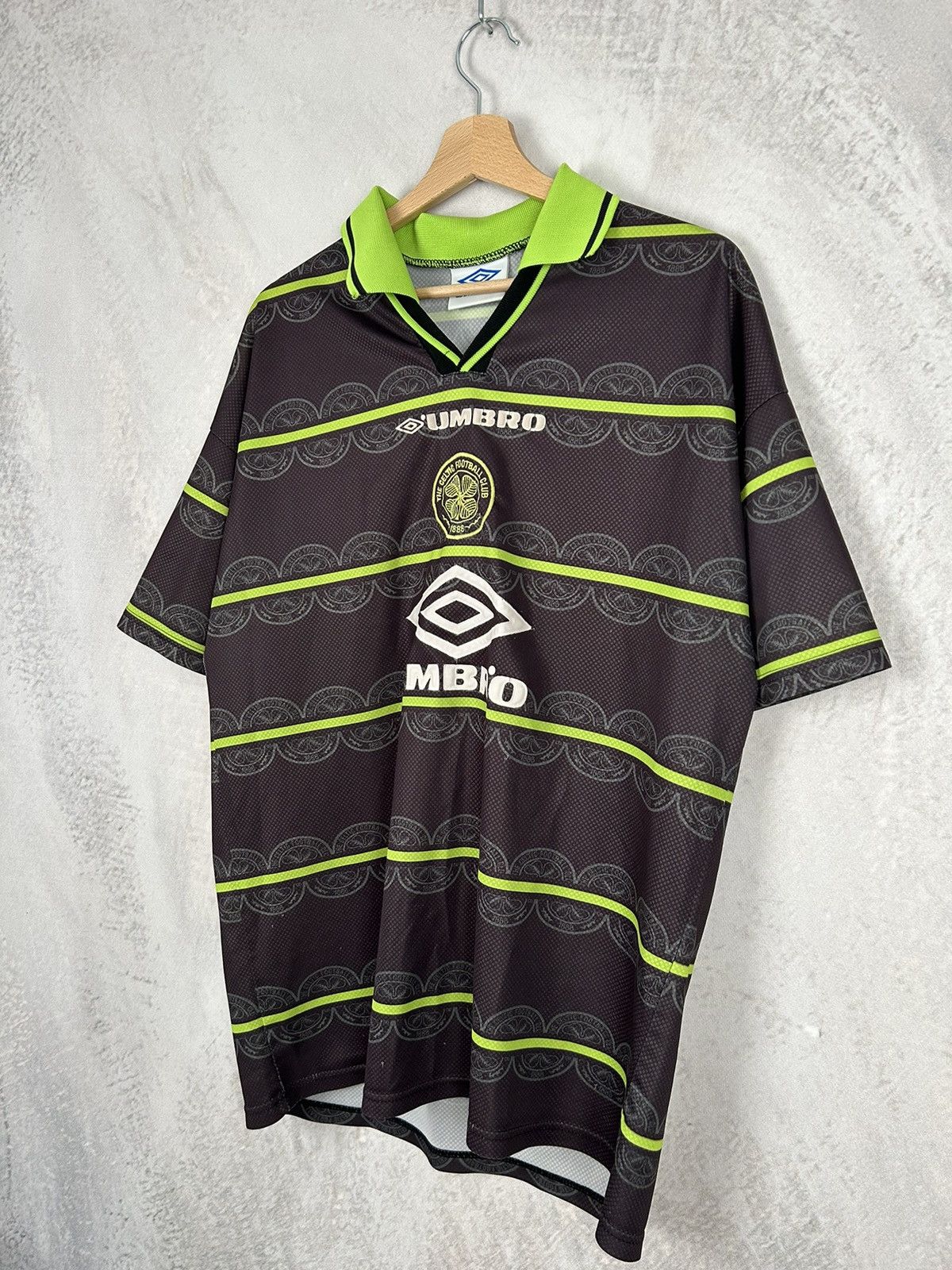 Umbro Vintage Celtic Glasgow 90s Soccer Jersey Football Rare Hype Size US L / EU 52-54 / 3 - 2 Thumbnail