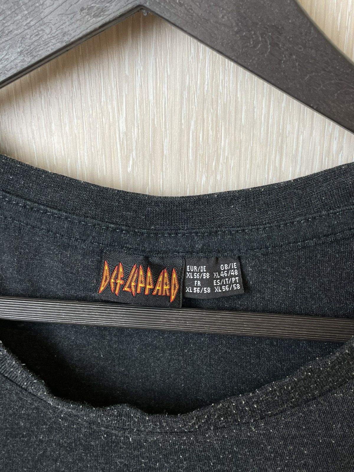 Band Tees × Def Leppard Def Leppard vintage rock band tee Size US XL / EU 56 / 4 - 4 Thumbnail