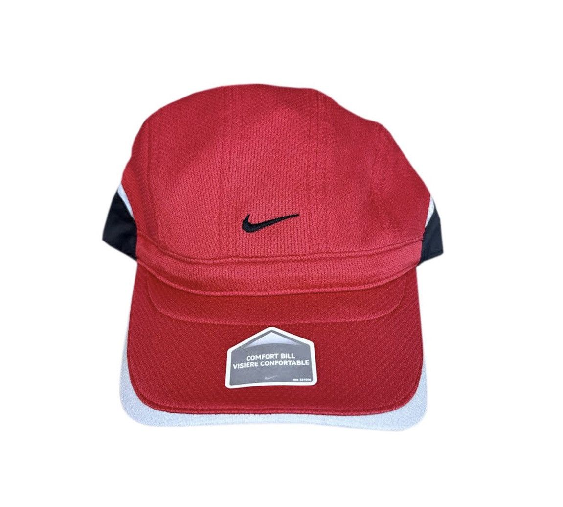 image of Nike Sphere Dry Red / 3M Mesh Hat Nwt, Men's