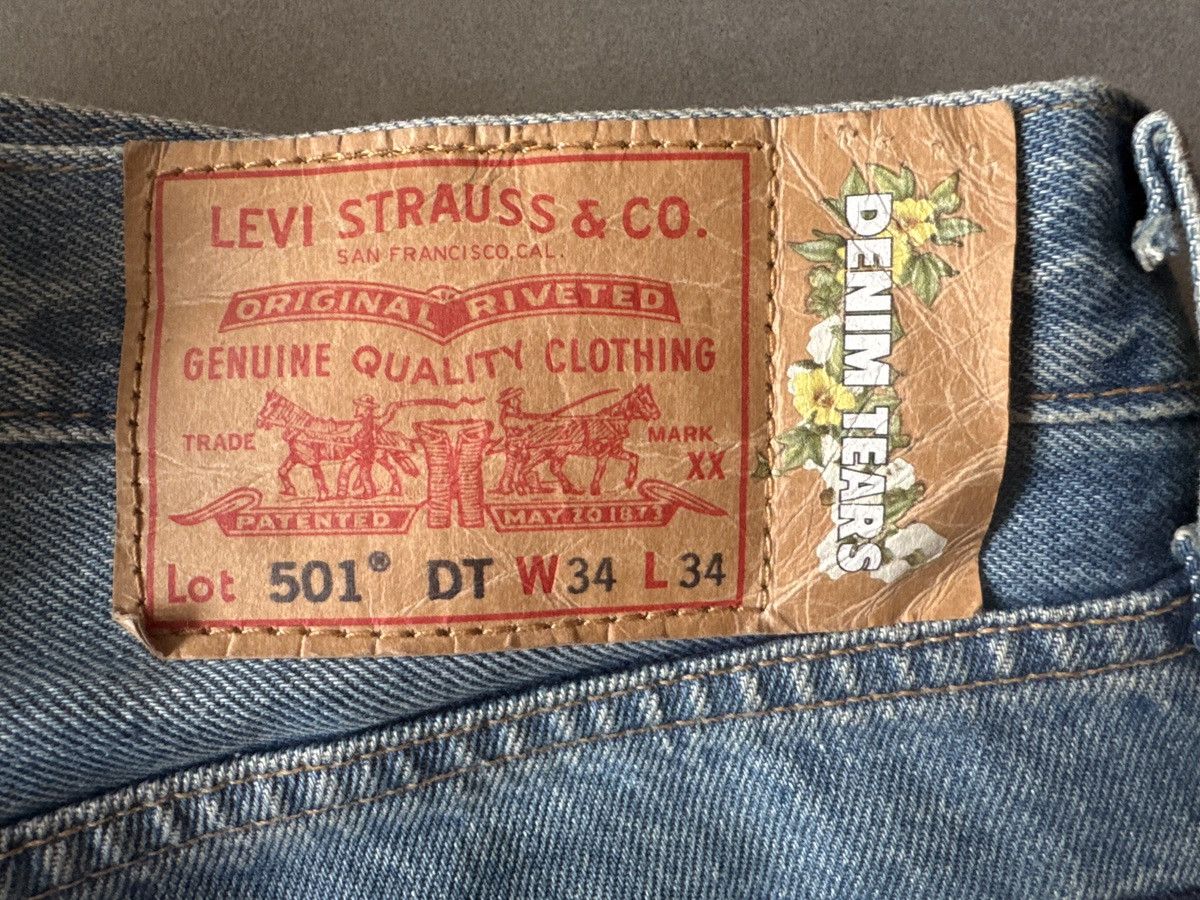 DENIM TEARS × Levi's Denim Tears x Levi’s Peace in My Pocket jeans light wash Size US 34 / EU 50 - 7 Thumbnail