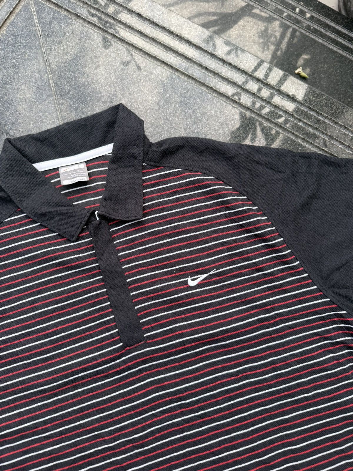 Nike 90’s NIKE COURT RARE SWOOSHLOGO Y2K RETROVINTAGE TEE TSHIRT Size US L / EU 52-54 / 3 - 4 Thumbnail