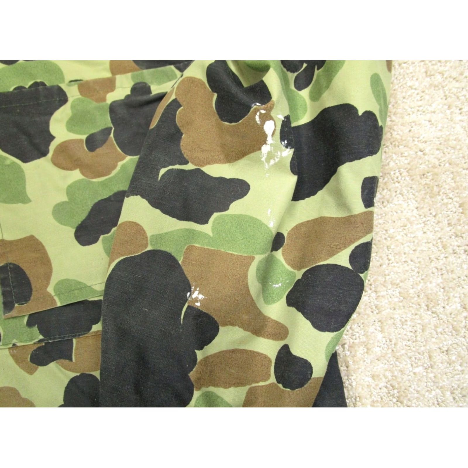 Skin Vintage Columbia Jacket Men Large Green Frog Skin Camo Gore Tex Hunting 70s USA Size US L / EU 52-54 / 3 - 3 Thumbnail