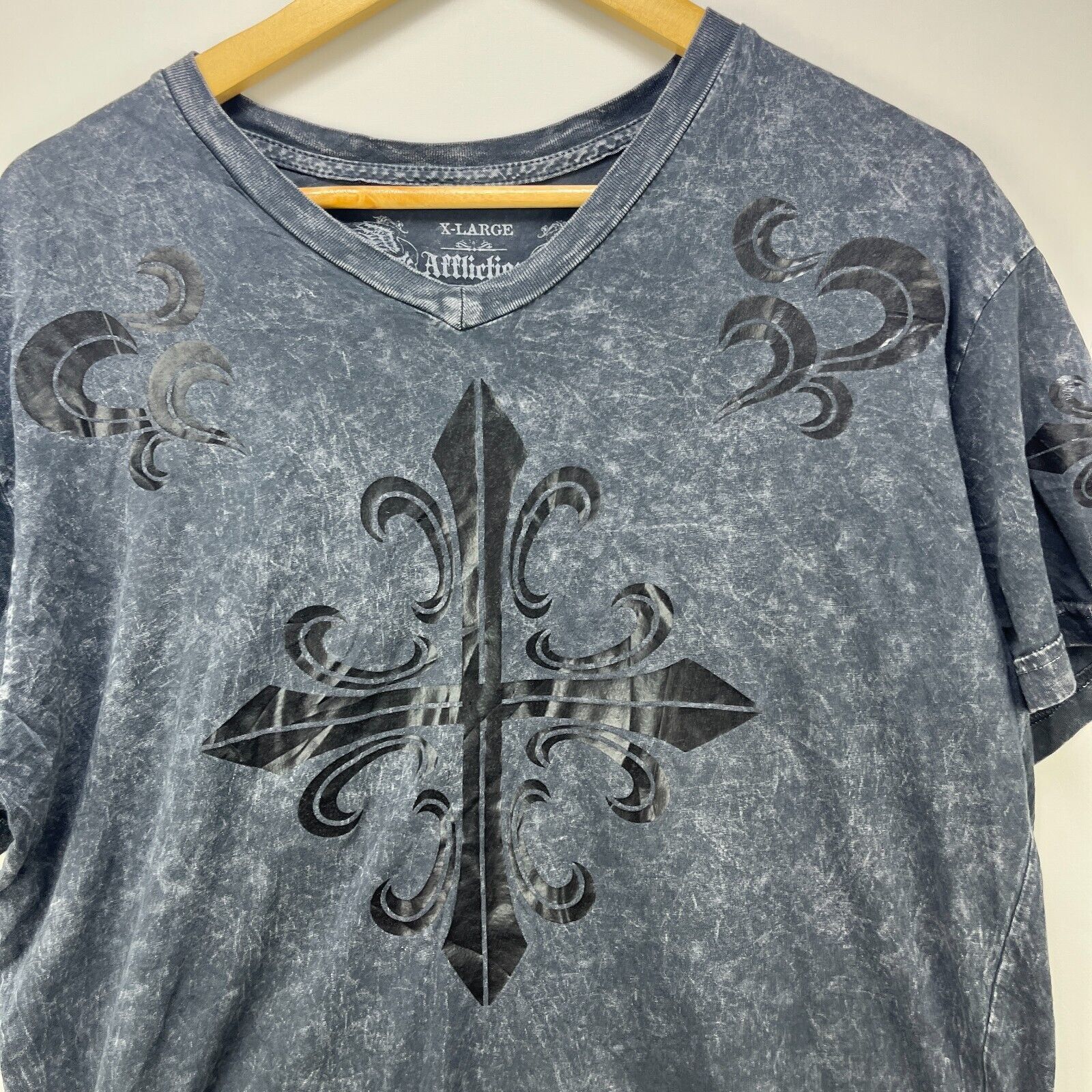 Affliction × Vintage Vintage Y2K Affliction Cross Goth T-Shirt Extra Large Size US XL / EU 56 / 4 - 5 Thumbnail