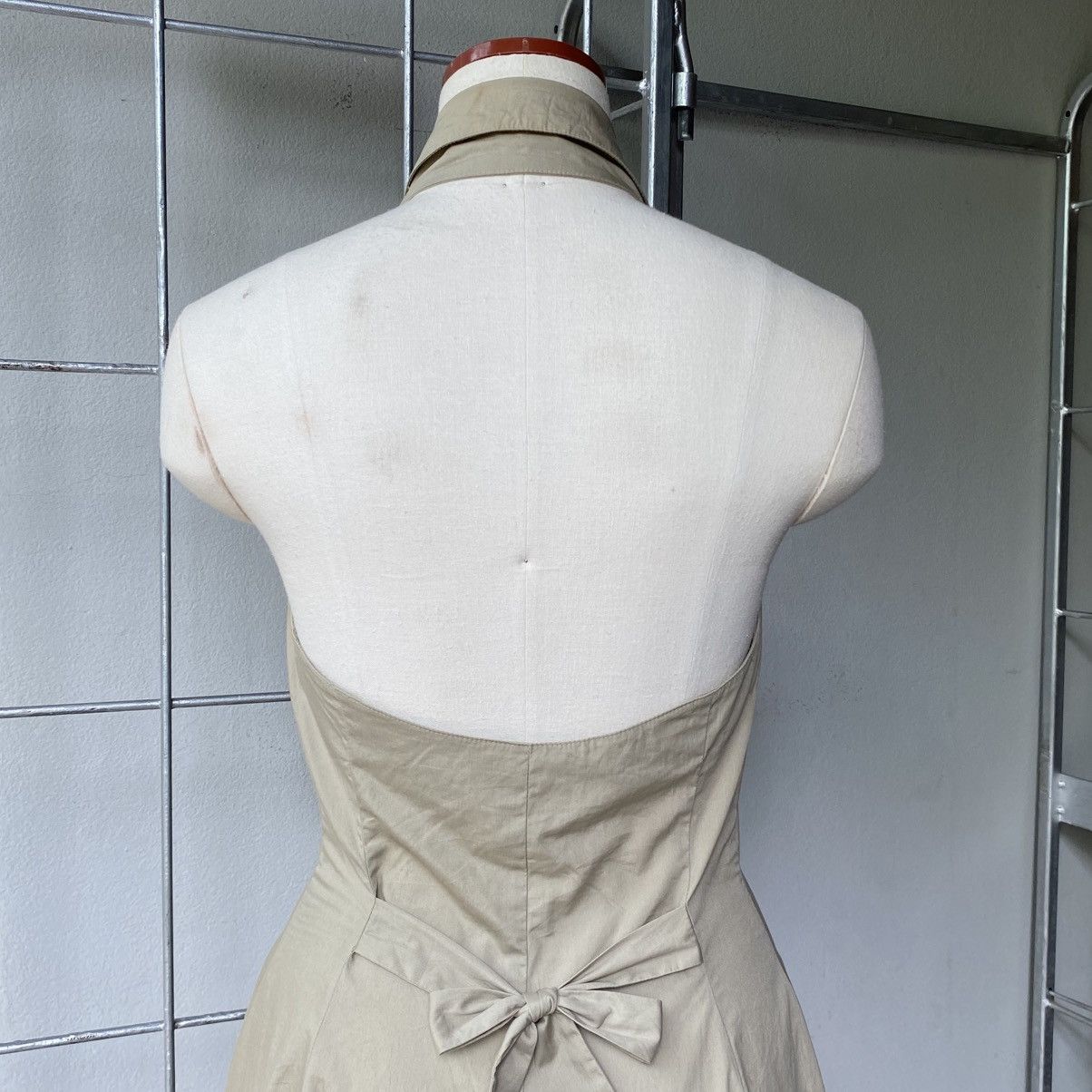 Norma Kamali NORMA KAMALI Beige Halter Button-Down Dress Size M / US 6-8 / IT 42-44 - 5 Thumbnail