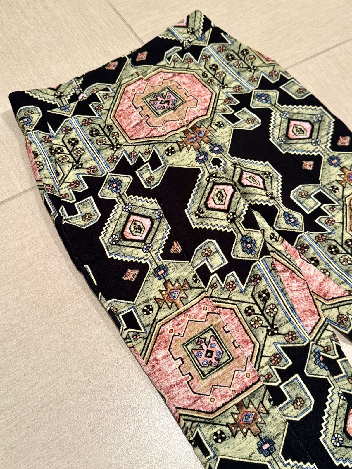 Givenchy × Riccardo Tisci riccardo tisci givenchy carpet print pants 36 fr women ss16 Size US XS / EU 42 / 0 - 6 Thumbnail