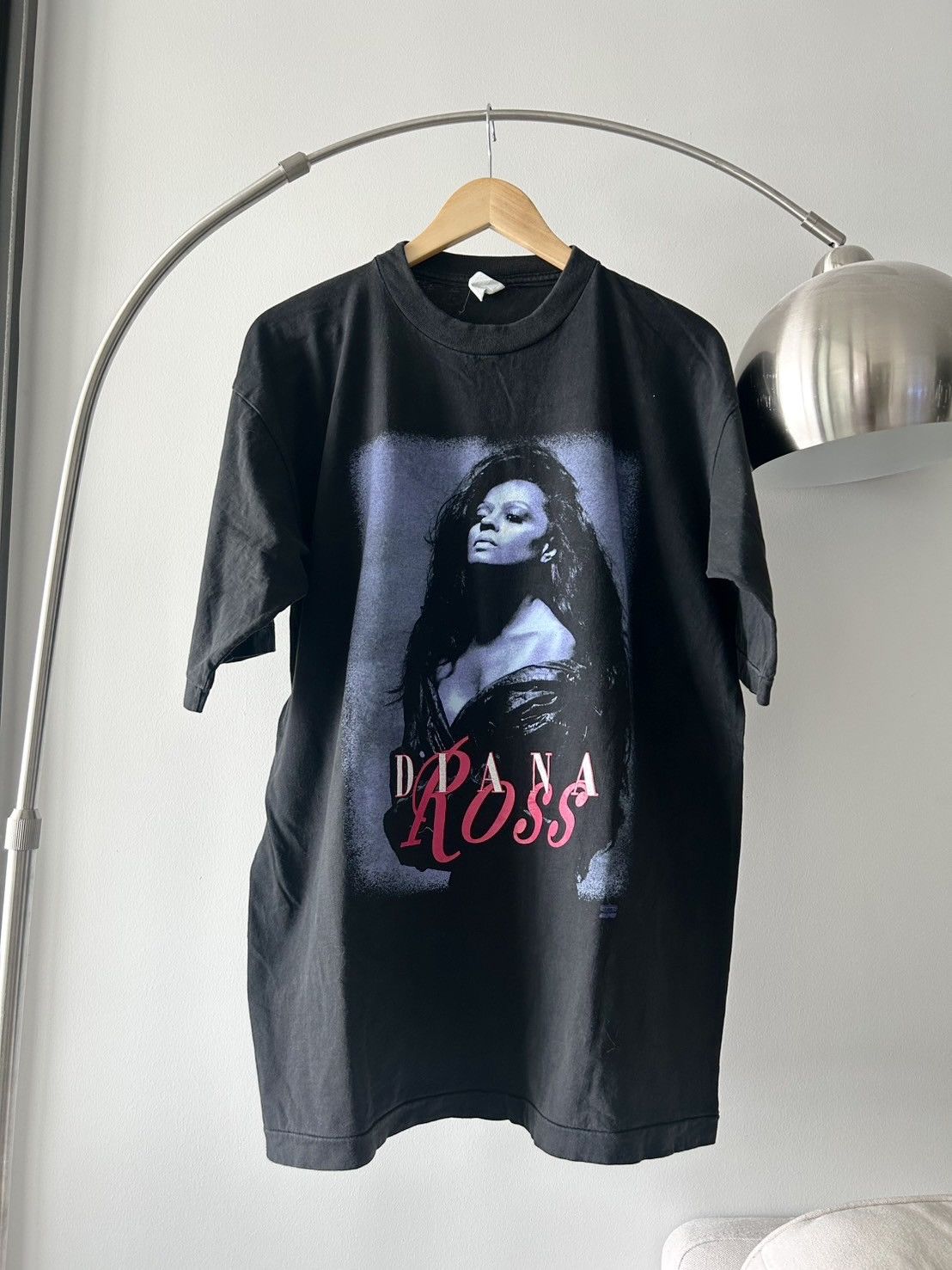 Vintage Diana Ross Vintage T Shirt 90s Size US XL / EU 56 / 4 - 1 Thumbnail