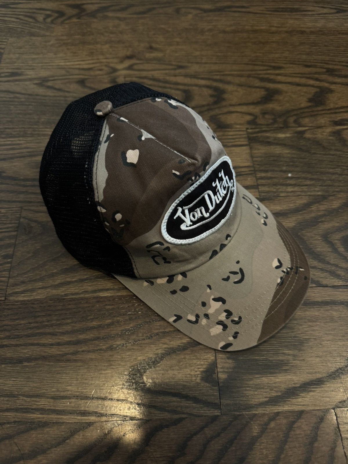 Von Dutch Vintage Von Dutch Camo Trucker Hat Size ONE SIZE - 2 Thumbnail