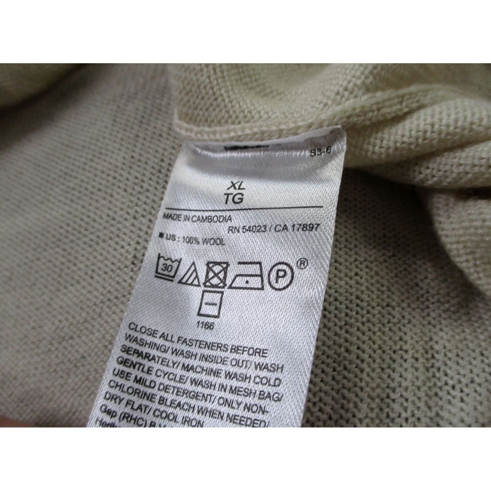 Banana Republic Banana Republic Sweater Mens XL Beige Wool Pullover Classic Outdoor Preppy Size US XL / EU 56 / 4 - 7 Thumbnail