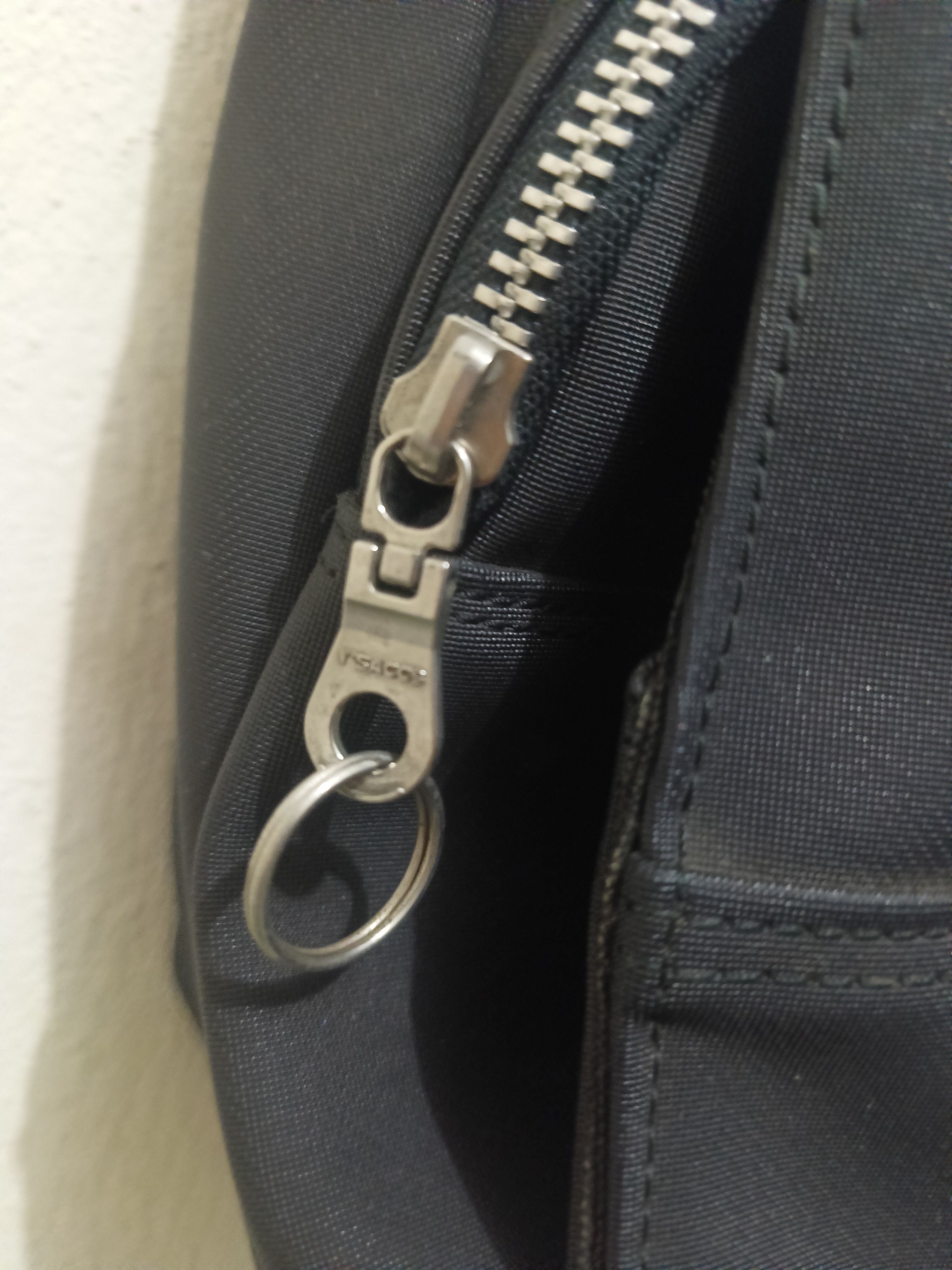 Japanese Brand × Y's for Men × Yohji Yamamoto Y'SACCS pour tous By Yohji Yamamoto Sling Messenger Bag Size ONE SIZE - 4 Thumbnail