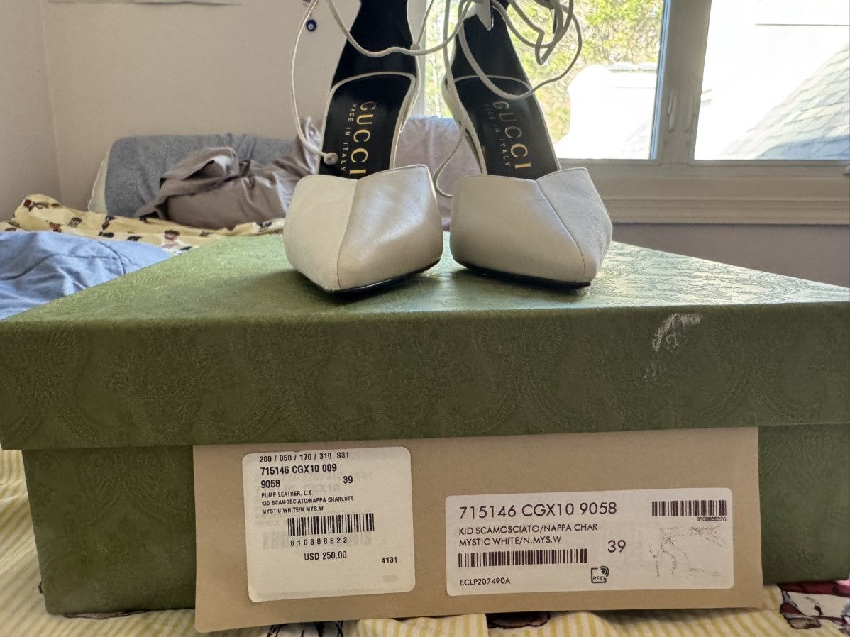 Gucci Gucci Kid Scamosciato heel in Napa Charlott/ Mystic White Size US 9 / IT 39 - 1 Thumbnail