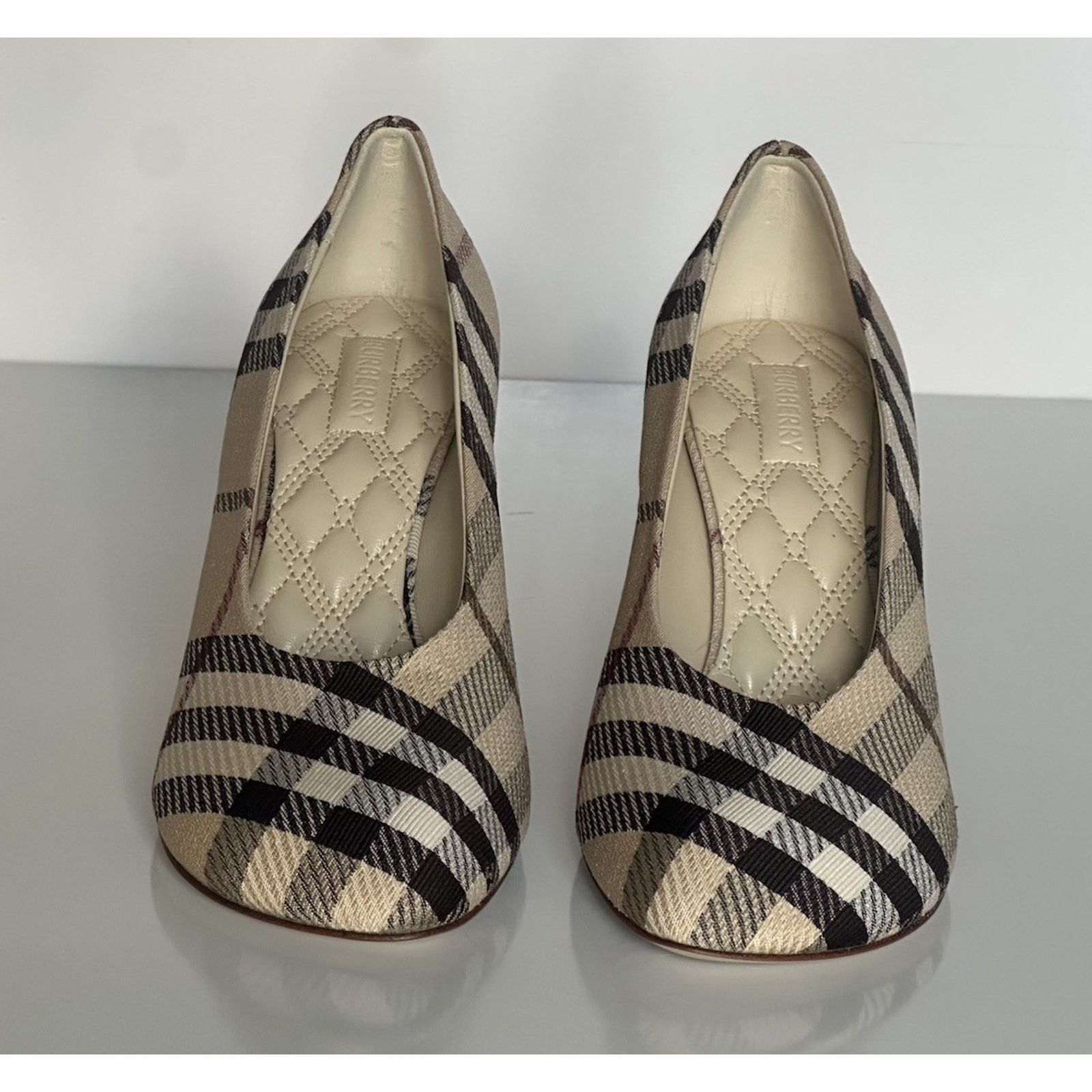 Burberry Burberry Women's Pump Alabaster IP Check Shoes 6 US 8100970 Size US 6 / IT 36 - 4 Thumbnail