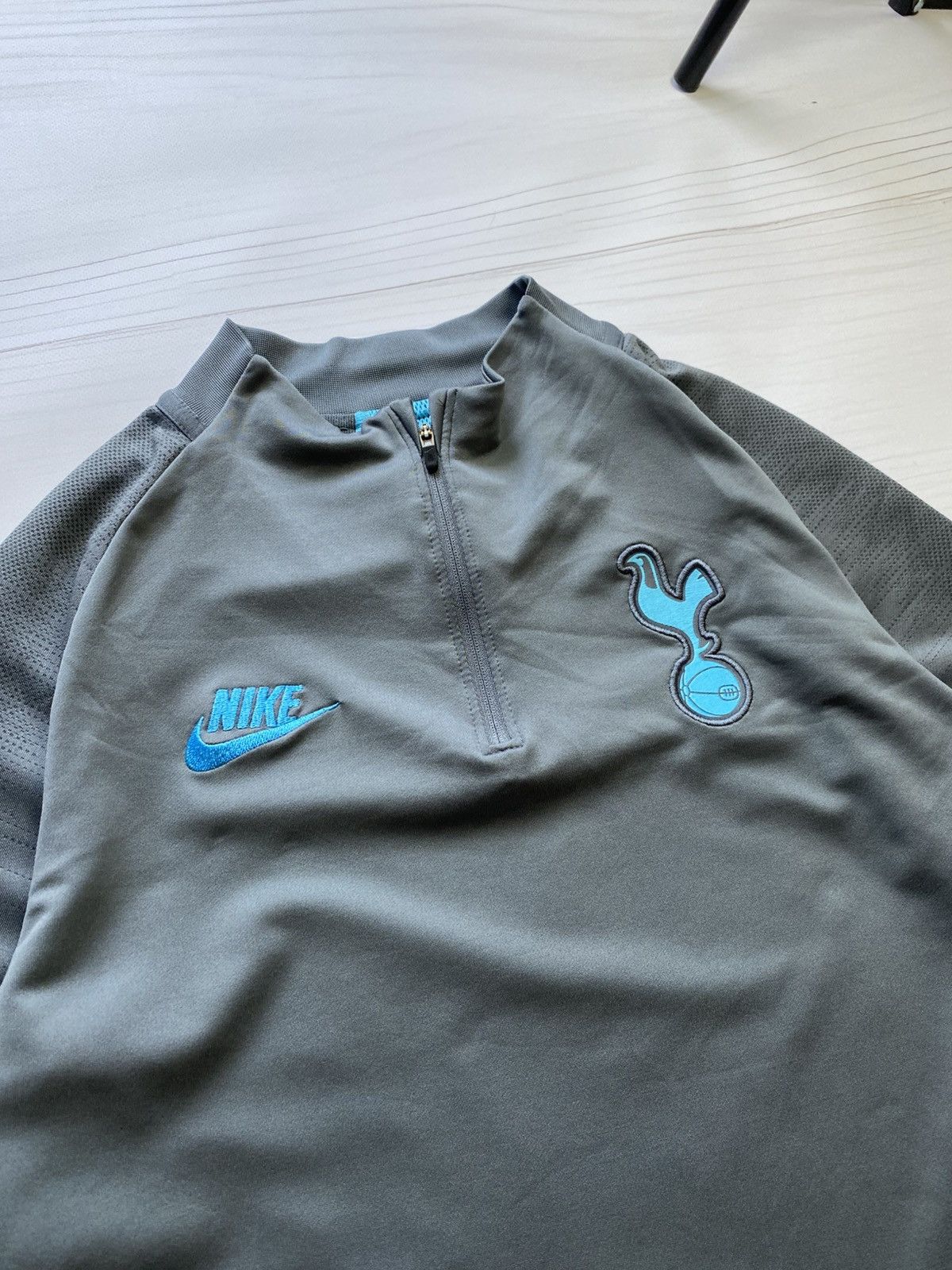 Nike Nike Tottenham hotspur training football longsleeve t shirt Size US S / EU 44-46 / 1 - 9 Thumbnail