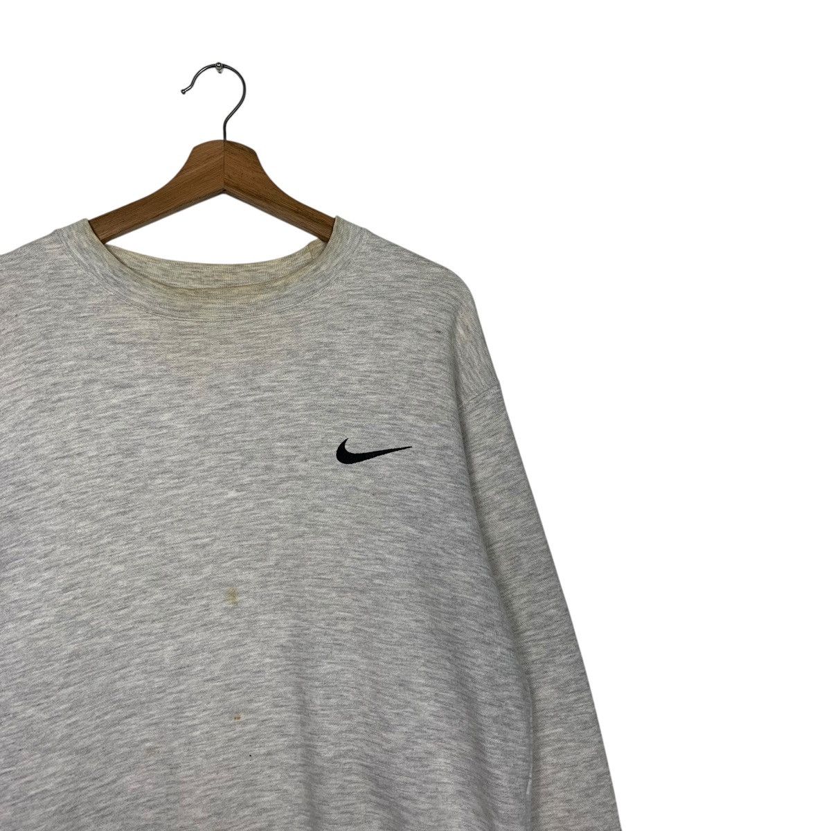 Nike Vintage Nike Swoosh Crewneck Sweatshirt Size US L / EU 52-54 / 3 - 5 Thumbnail