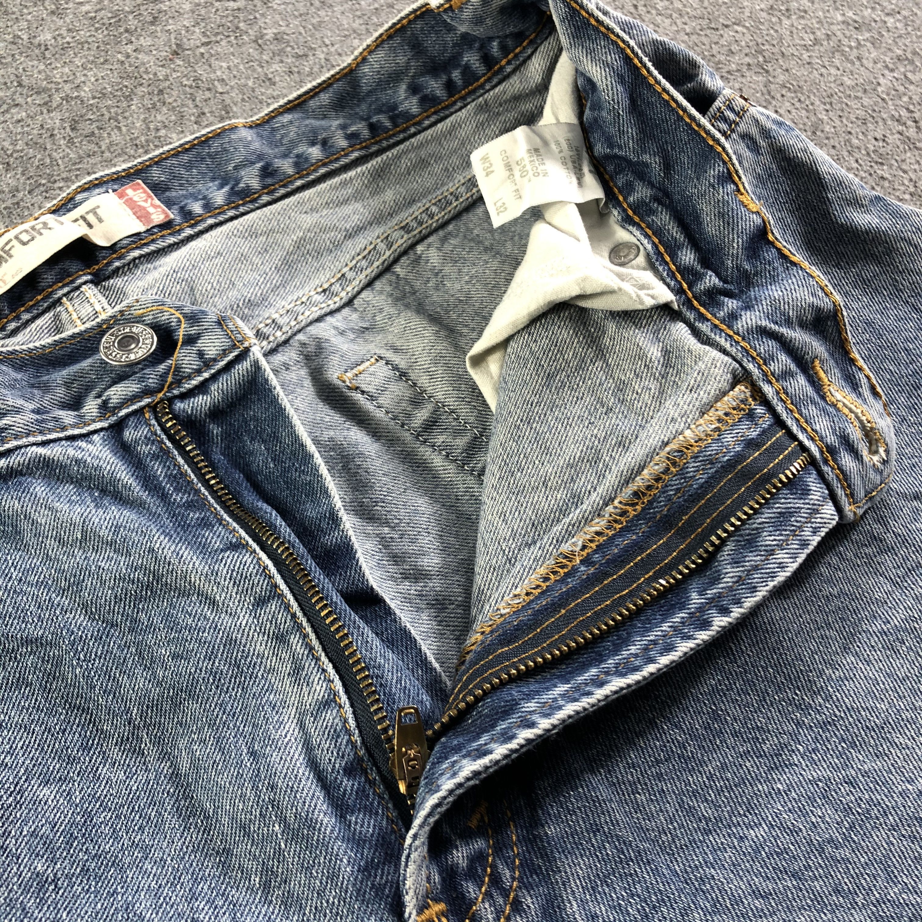 Levi's Vintage Blue Wash Levis 560 Jeans-J3463 Size US 35 - 7 Thumbnail