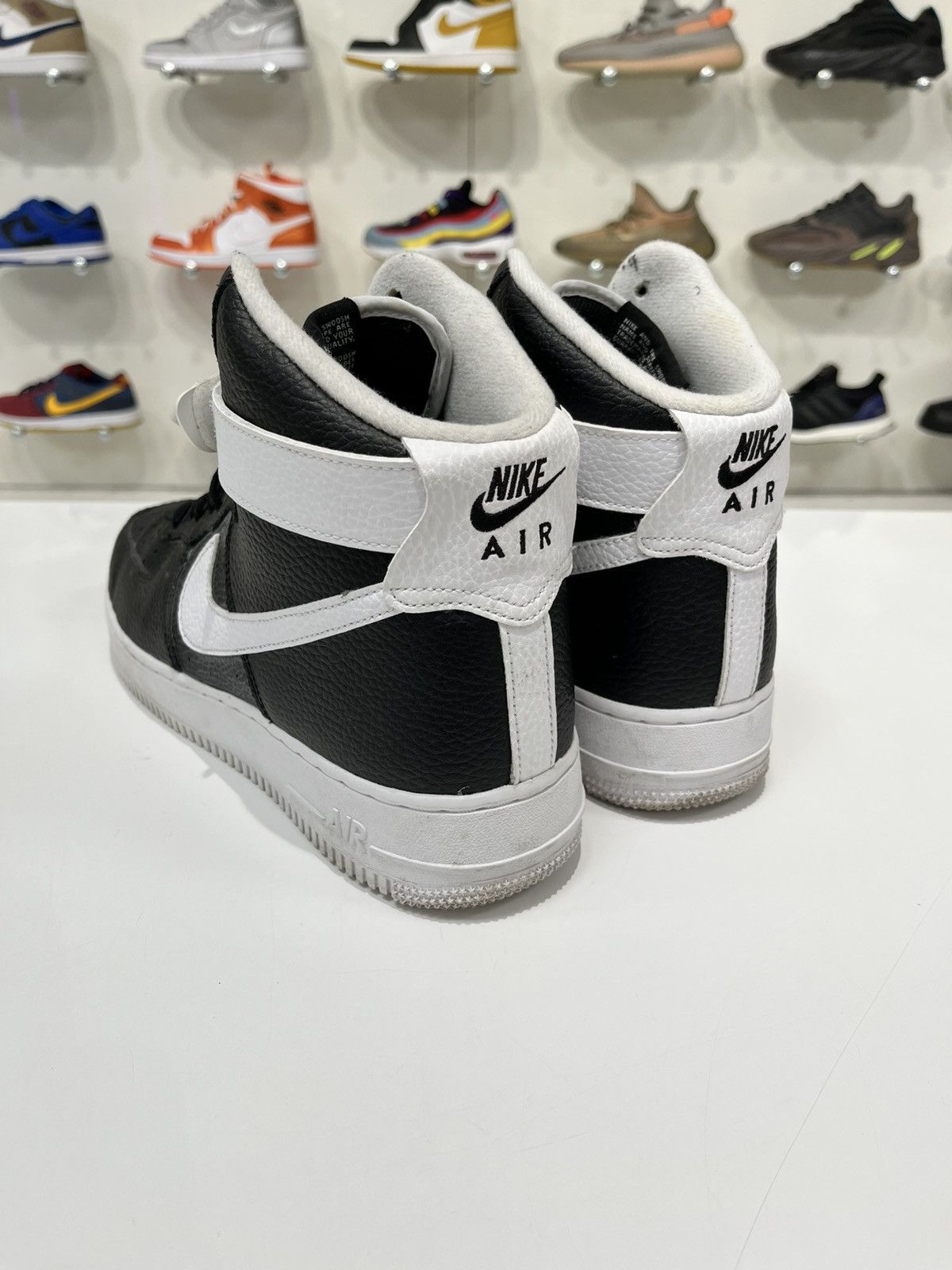 Nike Nike Air Force 1 High Black White Size US 10.5 / EU 43-44 - 3 Thumbnail
