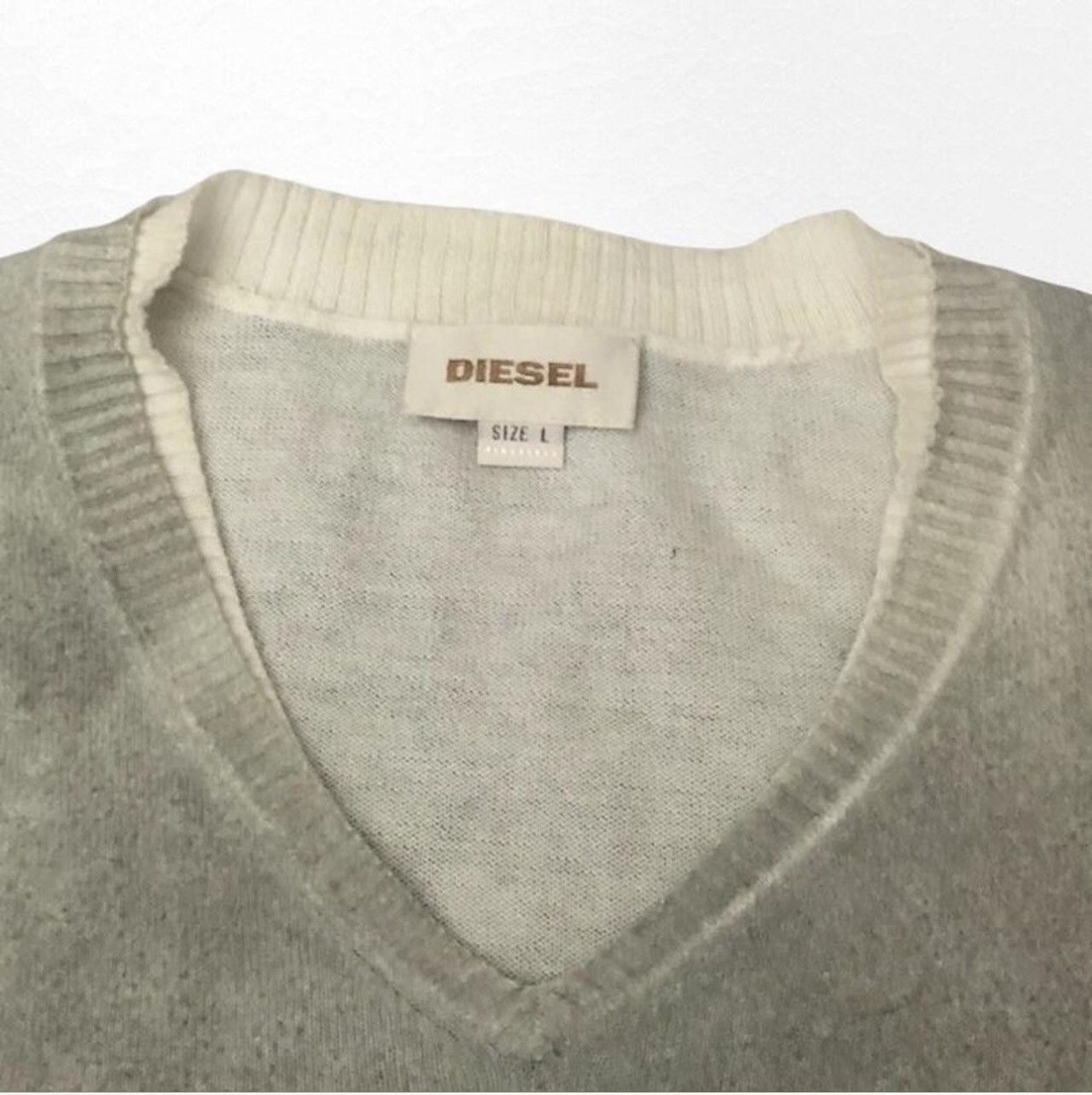 Diesel Vintage v-neck diesel jumper size L green Size US L / EU 52-54 / 3 - 4 Thumbnail