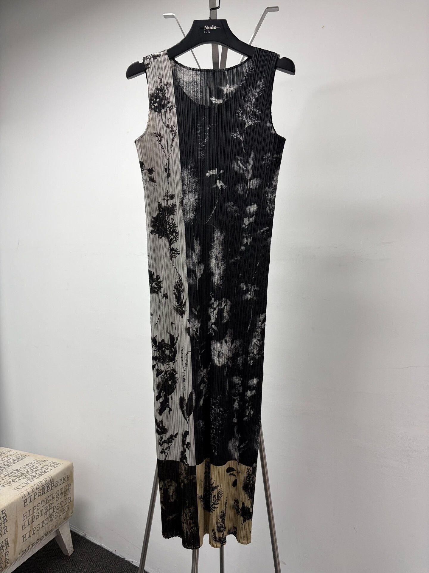 Issey Miyake Pleats Please ISSEY MIYAKE Dress Size 4 Size XL / US 12-14 / IT 48-50 - 1 Thumbnail