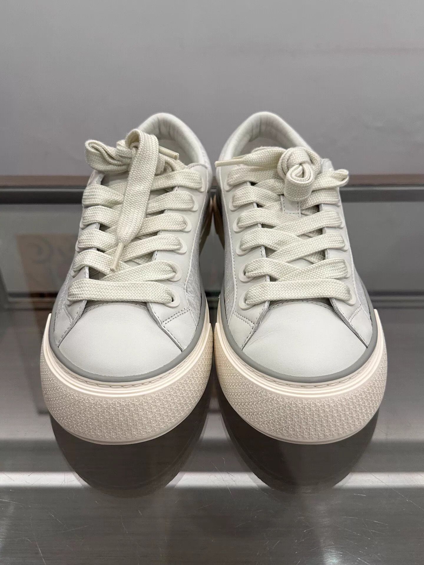 Dior Dior Jdub B33 Oblique Logo Men's White Sneaker 44 Size US 11 / EU 44 - 3 Thumbnail