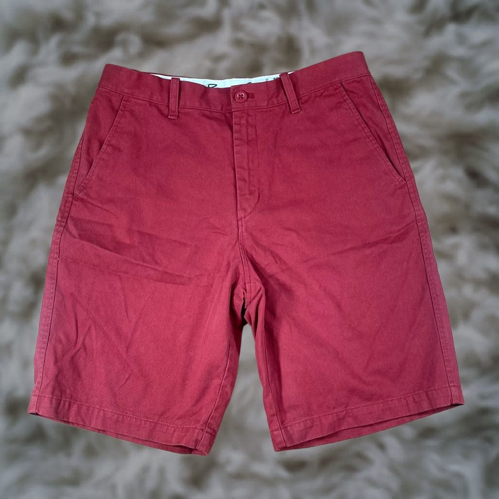 Eddie Bauer Eddie Bauer Shorts Mens Size 32 Legend Red Flat Front Khaki Chino Casual Outdoor Clothing Size US 32 / EU 48 - 1 Thumbnail