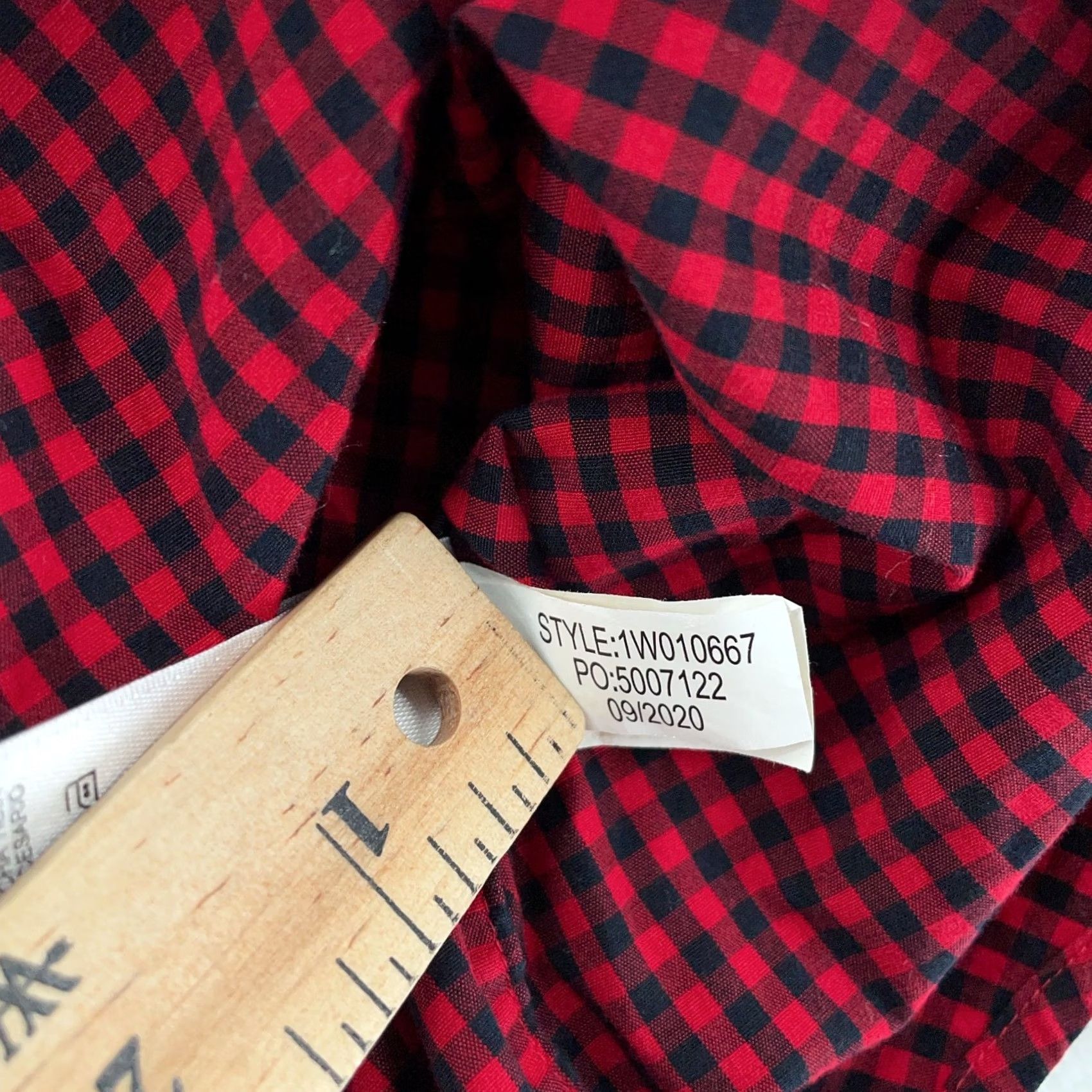 Vineyard Vines Vineyard Vines Tucker Shirt Mens M Ruby Red Black Gingham Collared Button Up Shirt - Red/Black, Cotton Spandex, Long Sleeve, Regular Fit Size US M / EU 48-50 / 2 - 4 Thumbnail