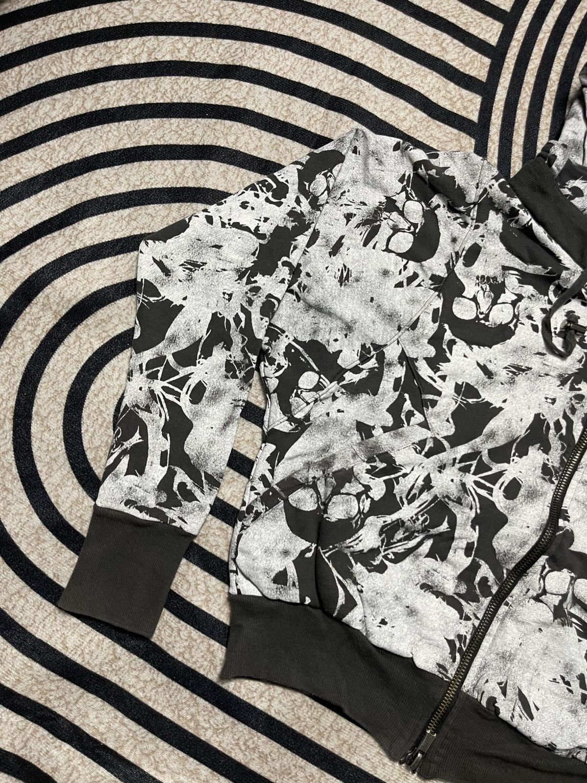 Seditionaries 00s HEAVEN AND EARTH DYE SKULL OVP BONO SERIES ZIPPER HOODIE Size US M / EU 48-50 / 2 - 3 Thumbnail