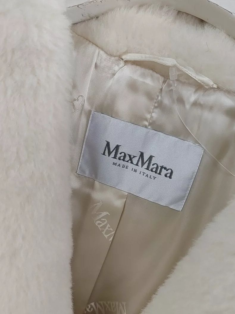 Max Mara Max Mara Solid lapel double-breasted long long-sleeved coa Size M / US 6-8 / IT 42-44 - 4 Thumbnail