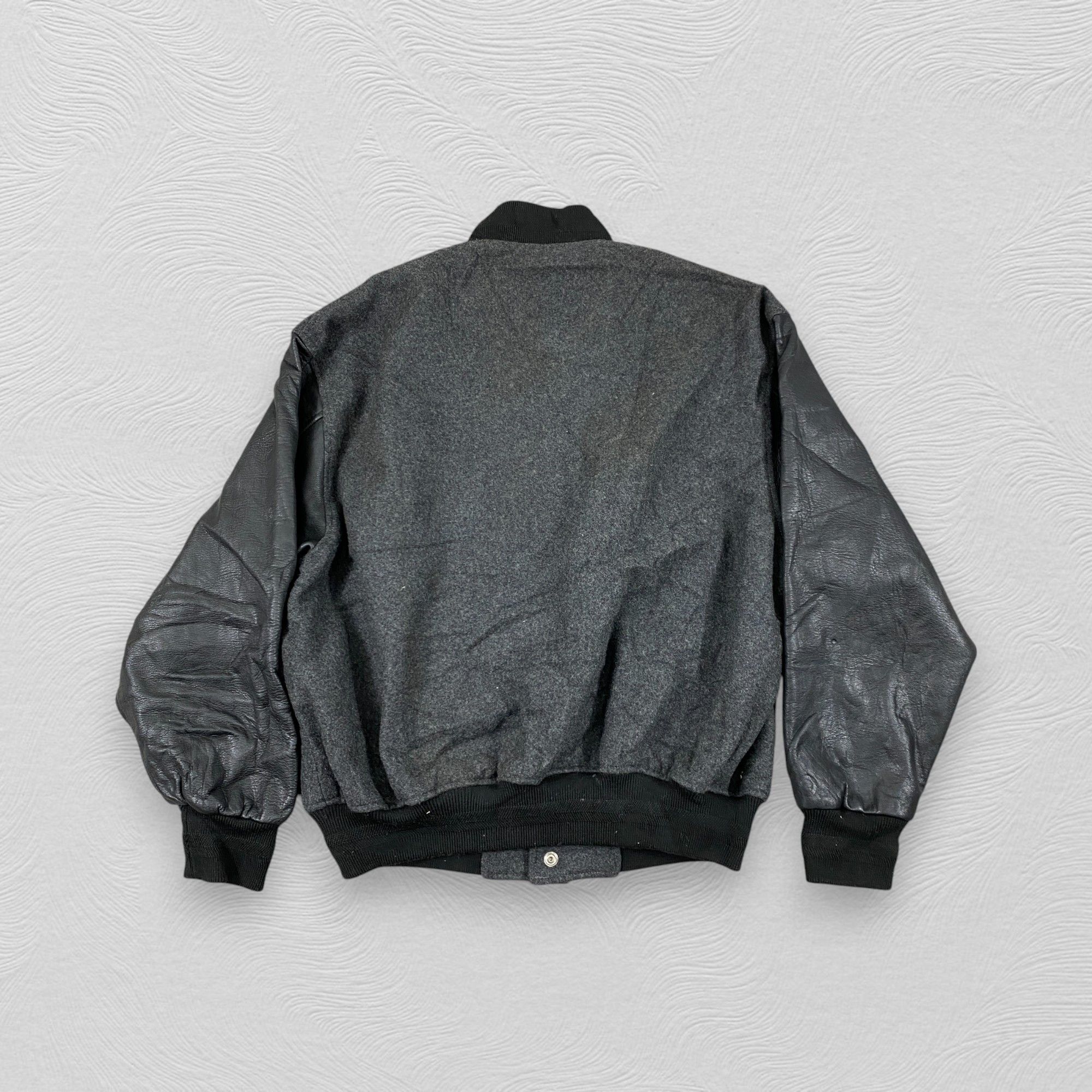 Japanese Brand Vintage Varsity Wool And Leather Large Jacket- J448 Size US L / EU 52-54 / 3 - 2 Thumbnail