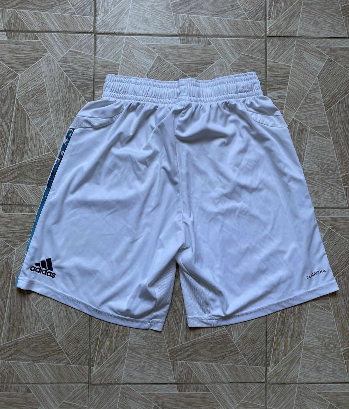 Adidas × Vintage Vintage Adidas Chelsea 2012 Football Soccer Jersey Shorts Size US 36 / EU 52 - 2 Thumbnail