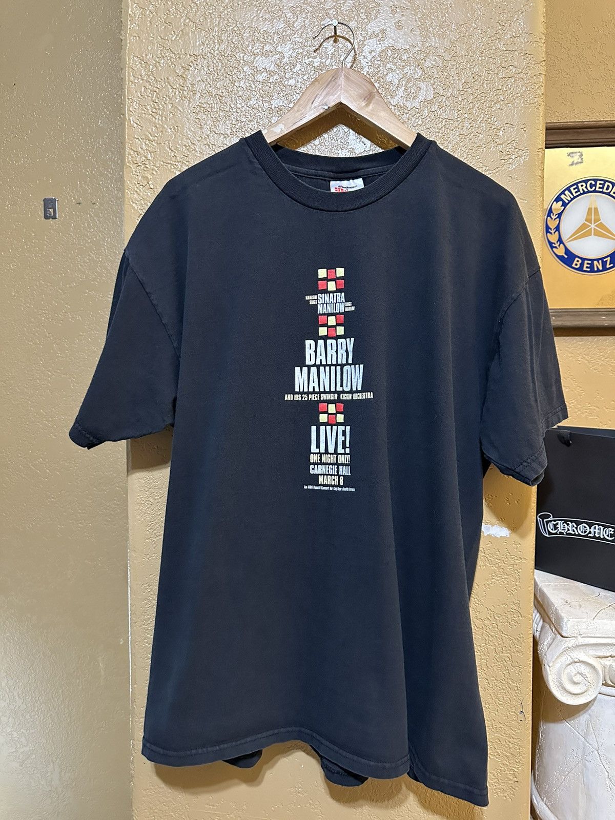 Band Tees × Vintage Vintage 1999 Barry Manilow Sings Sinatra Concert T Shirt NYC Size US XL / EU 56 / 4 - 1 Thumbnail