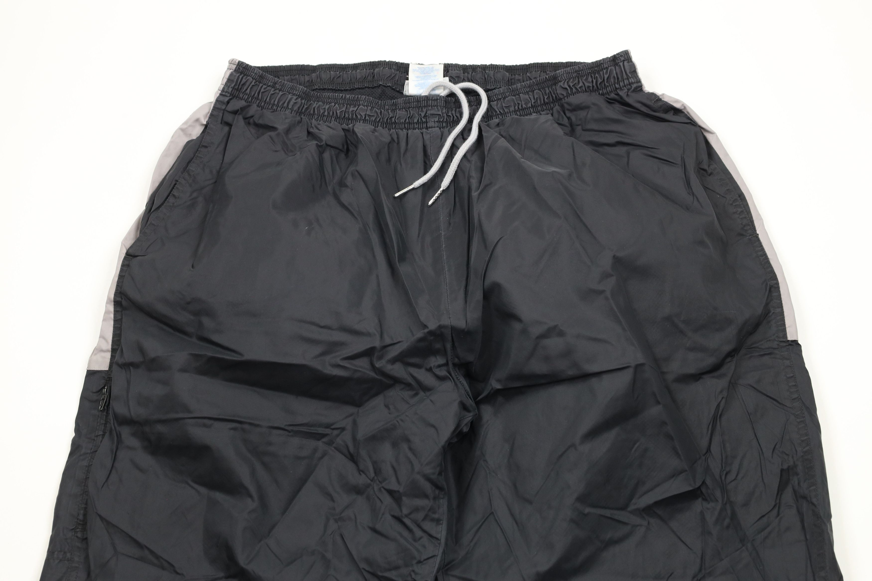 Reebok × Vintage Vintage 90s Reebok Spell Out Wide Leg Windbreaker Pants Size US 40 / EU 56 - 2 Thumbnail