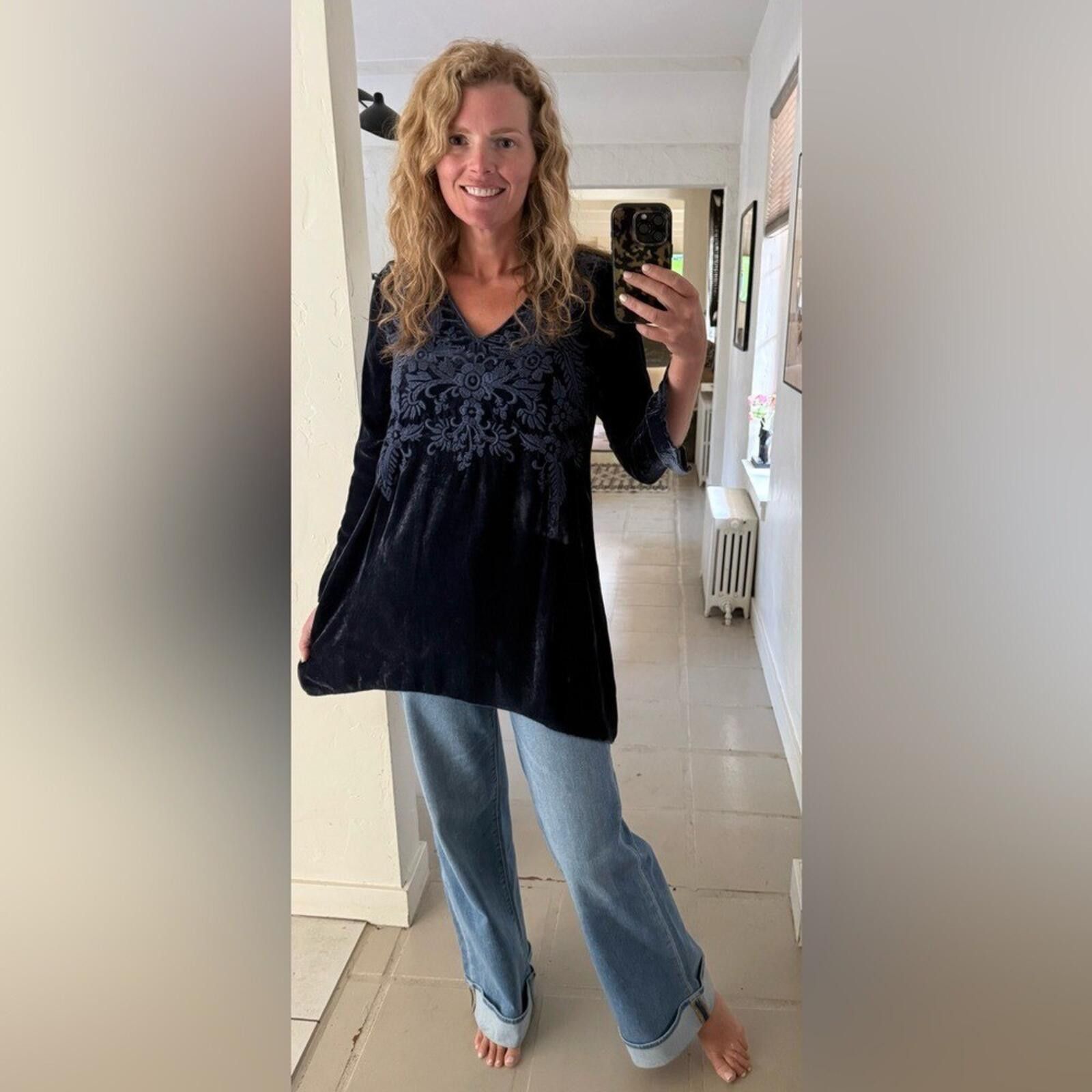 Other Johnny Was $255 Navy Kamala Velvet Embroidered Tunic, Size S Size S / US 4 / IT 40 - 1 Thumbnail