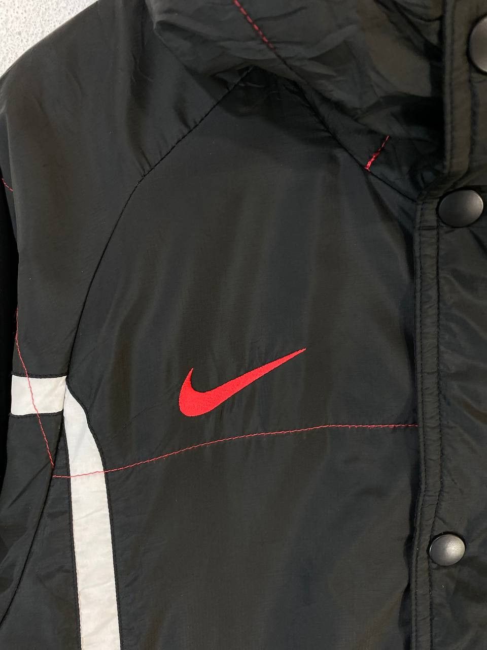 Nike vintage nike nylon long jacket nice design Size US M / EU 48-50 / 2 - 2 Thumbnail