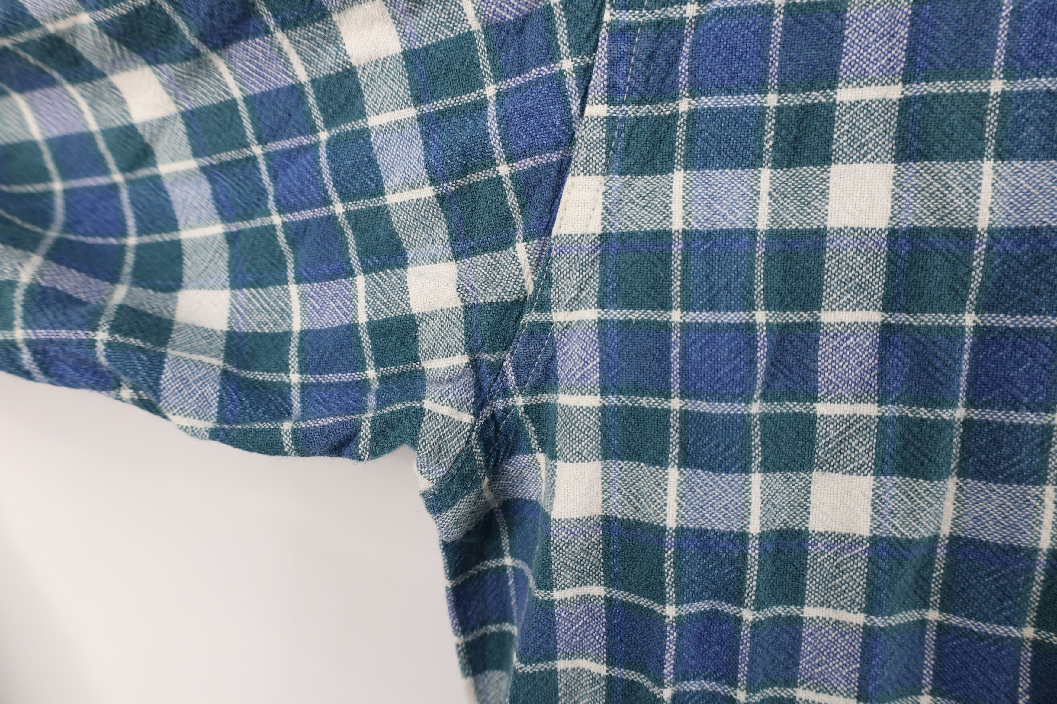 Eddie Bauer Vintage 90s Eddie Bauer Weave Button Down Shirt Plaid USA Size US L / EU 52-54 / 3 - 6 Thumbnail