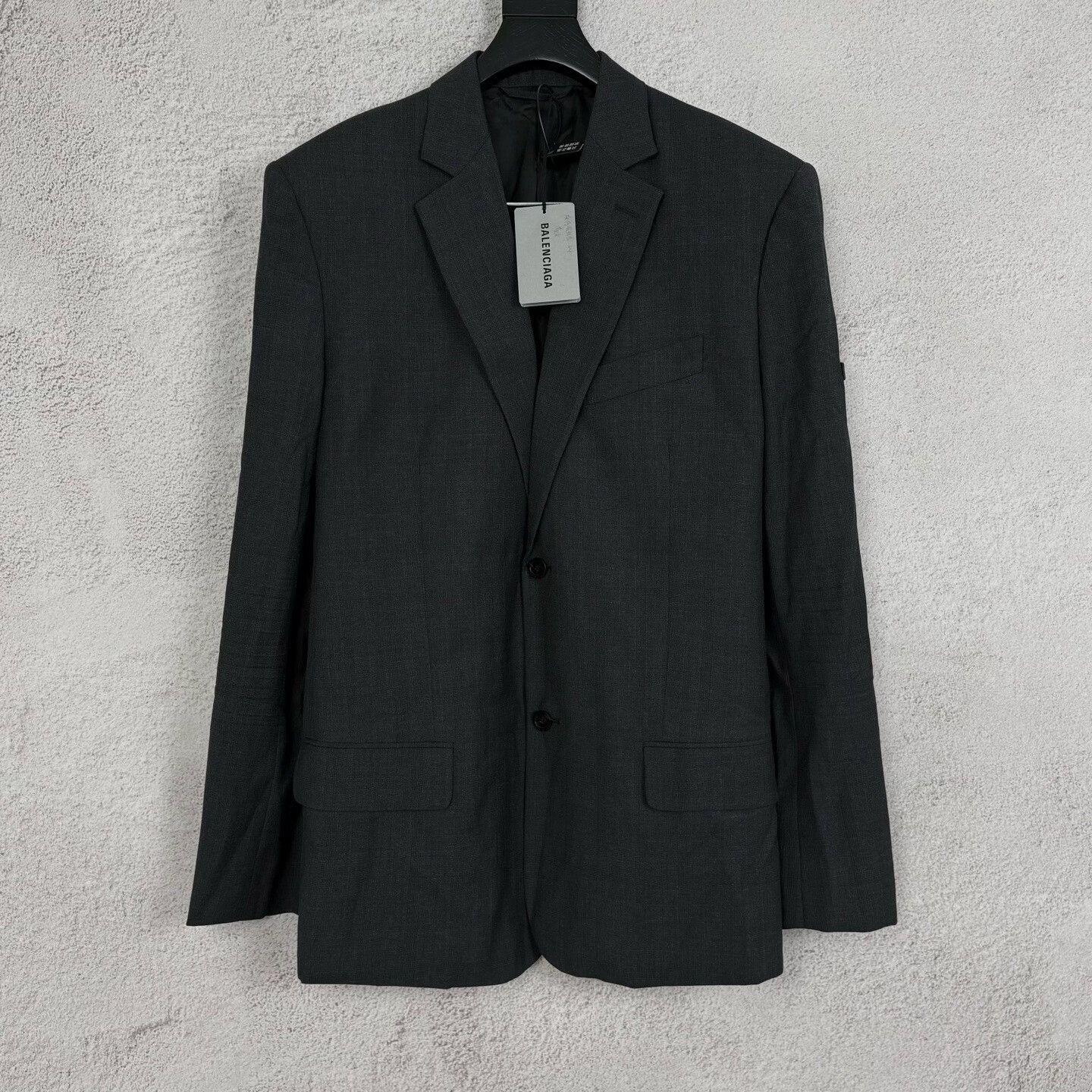 Balenciaga Balenciaga Printed back design, stylish cuffs, suit jacket Size 44R - 1 Thumbnail