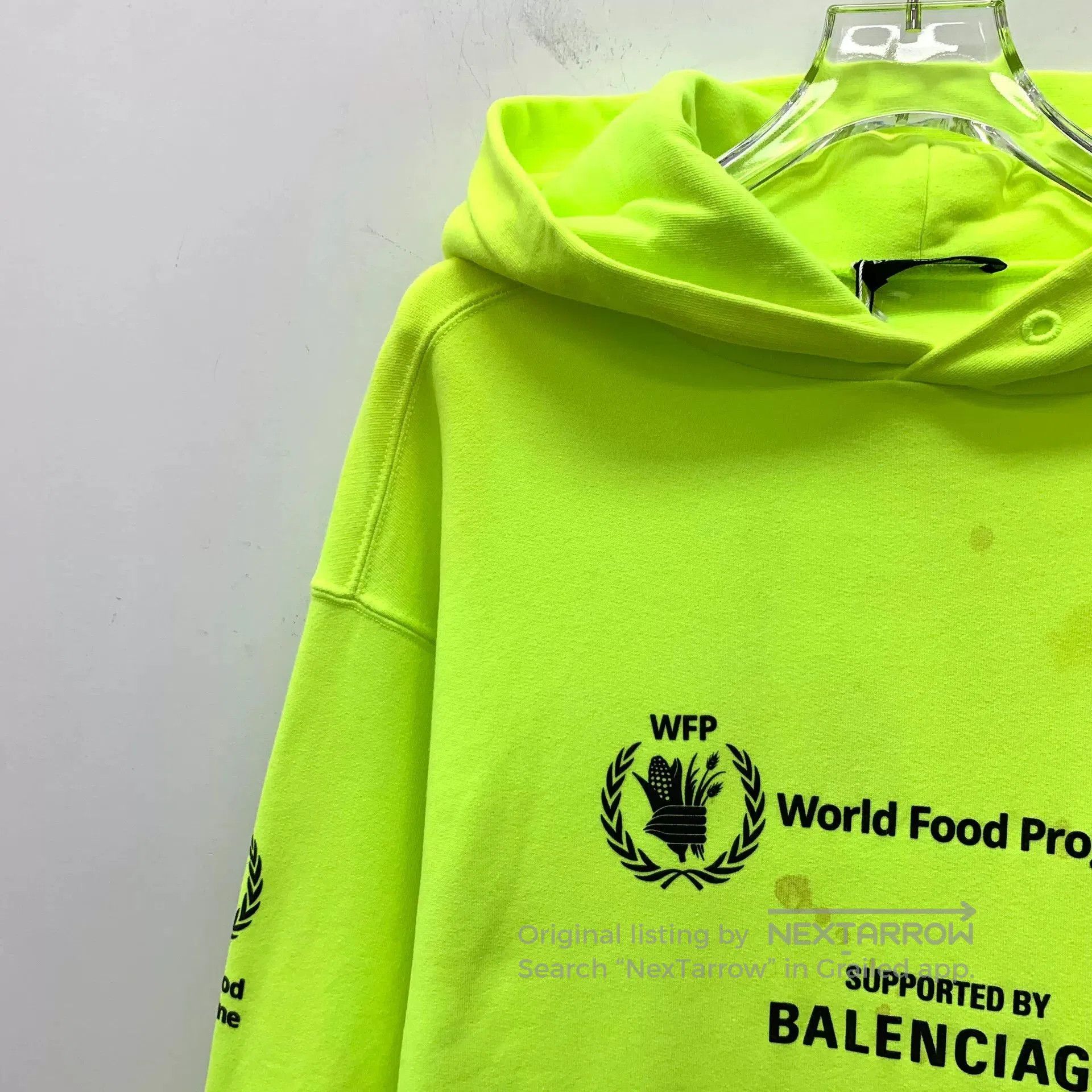 Balenciaga Balenciaga x WFP Logo Embroidered Hoodie. Size US XS / EU 42 / 0 - 3 Thumbnail