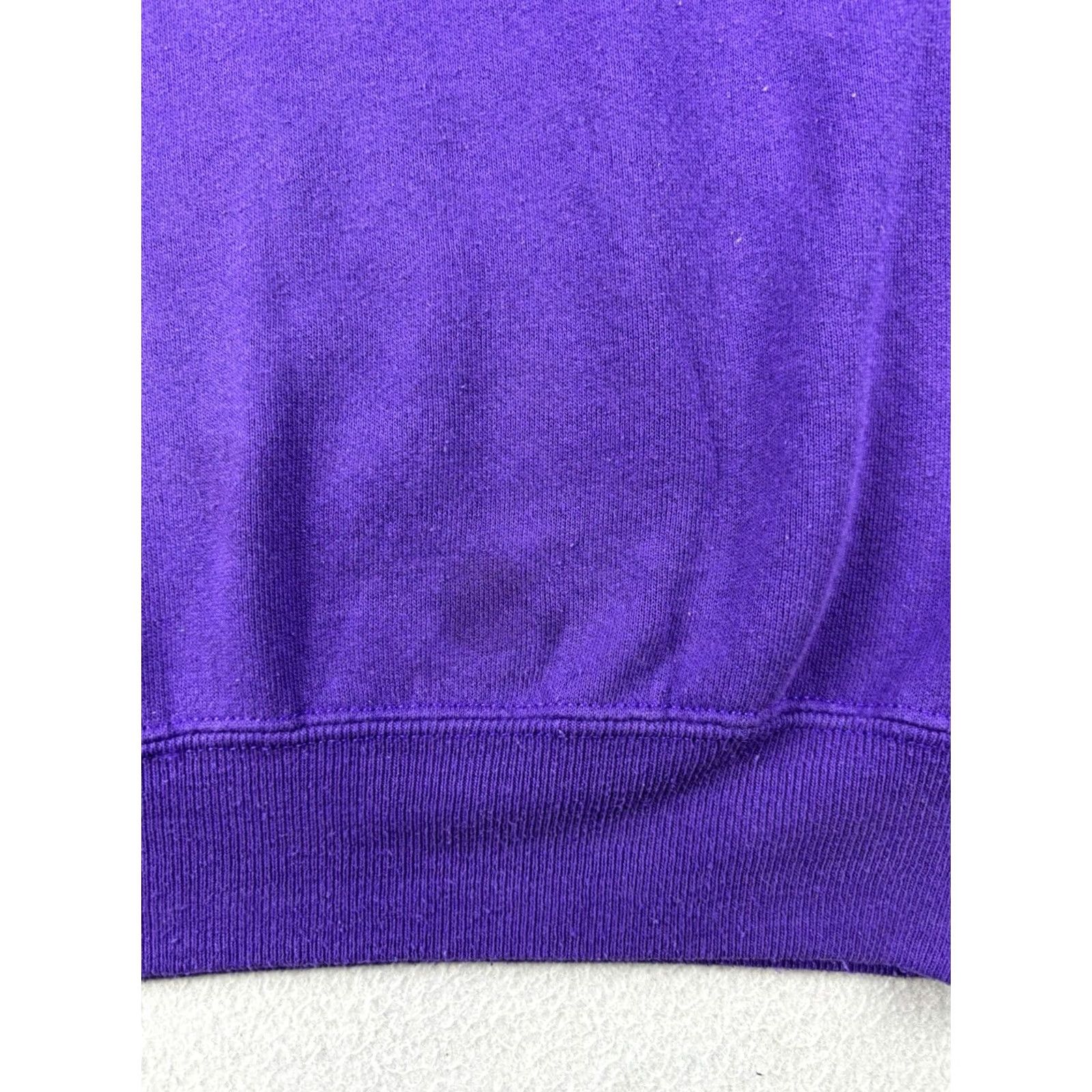 Vintage VINTAGE Boston Fanuel Hall Sweatshirt XL Purple Unisex Adults Logo Pullover All Seasons 80s USA" Size US XL / EU 56 / 4 - 4 Thumbnail