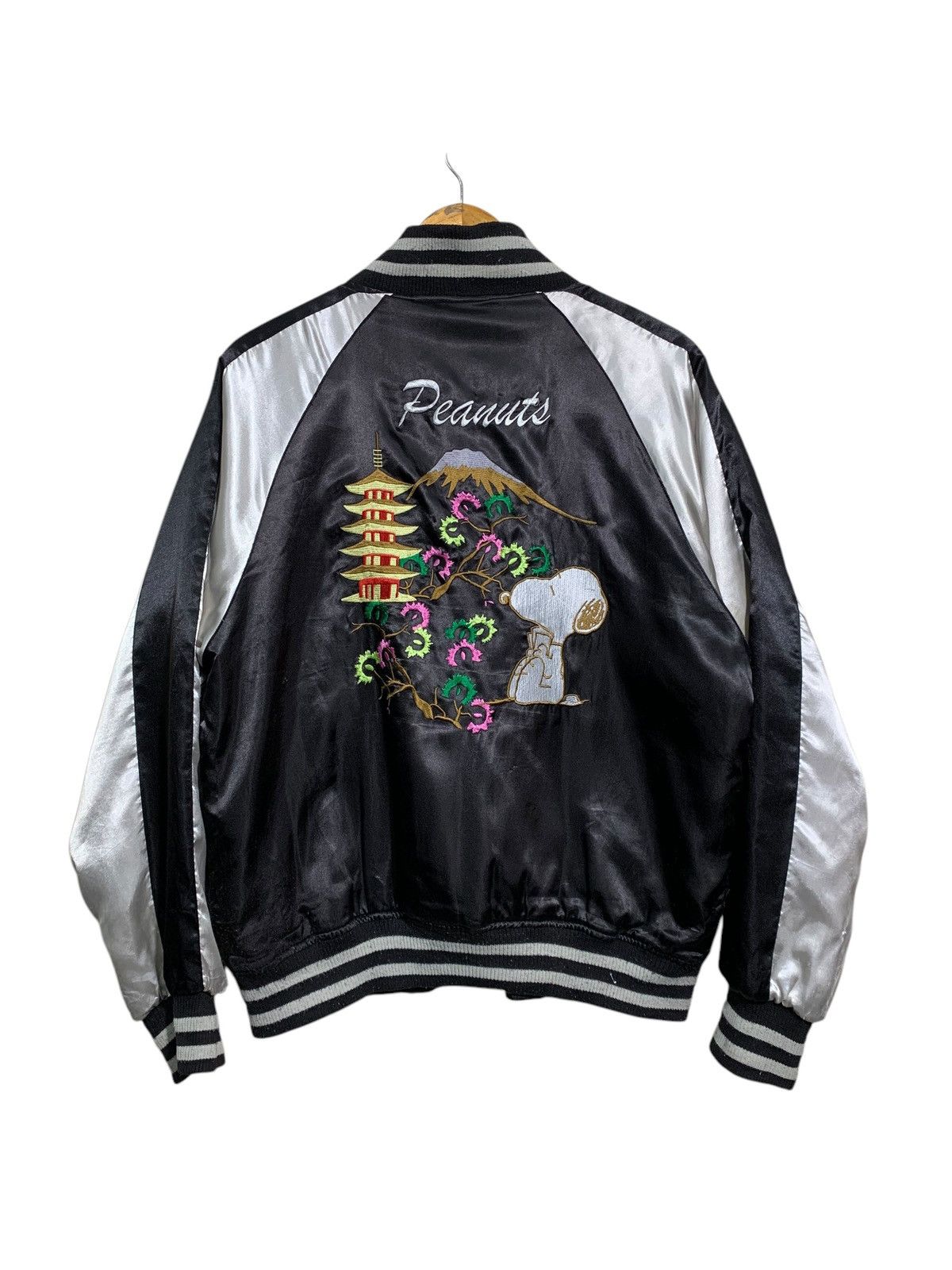 Peanuts 🔥PEANUTS SOUVENIR SUKAJAN JACKETS Size US L / EU 52-54 / 3 - 1 Thumbnail