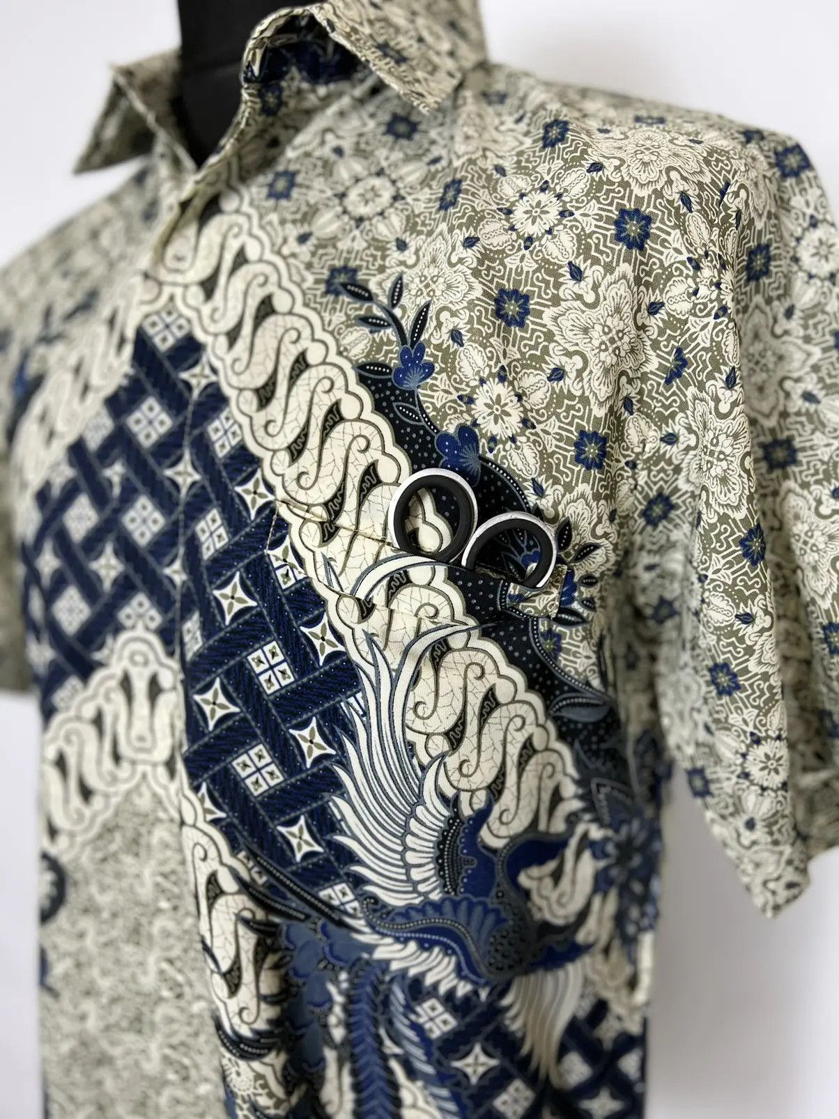 Vintage Vintage Crazy Shirt short sleeve Size US M / EU 48-50 / 2 - 3 Thumbnail