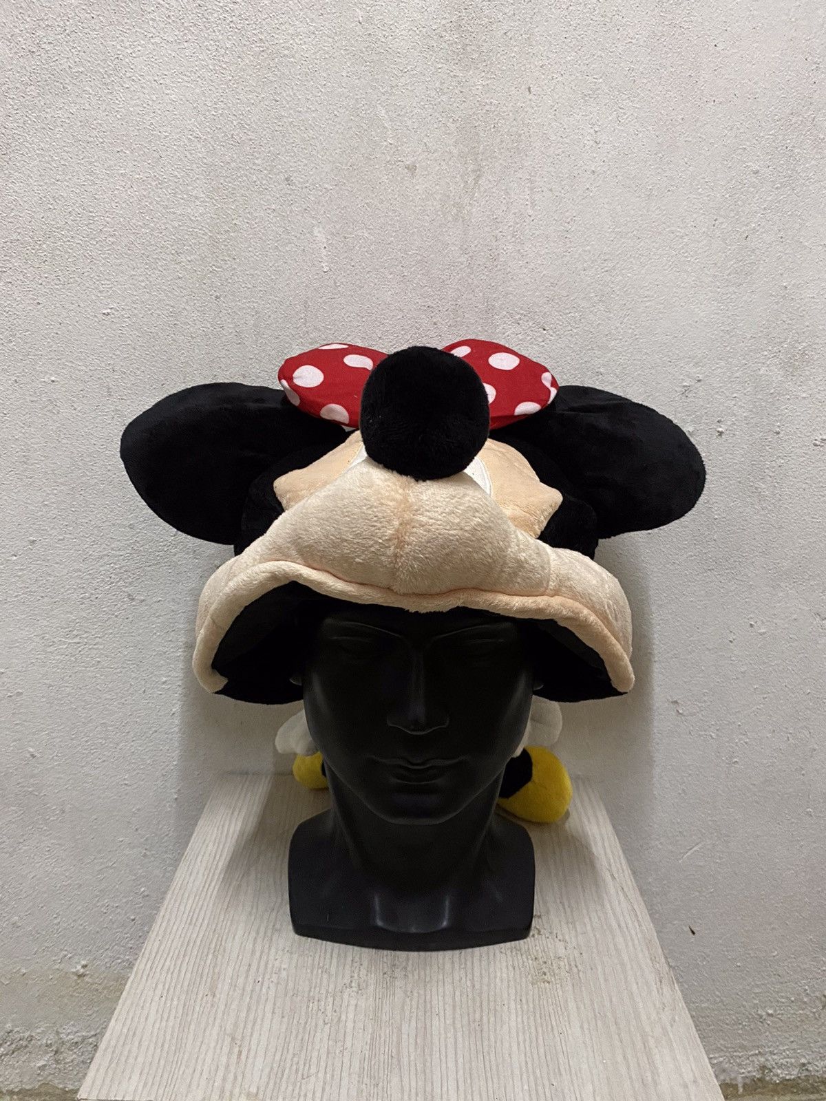 Disney × Mickey Mouse Disney Minnie Mouse Bunny Horn Beanie Hat Size ONE SIZE - 2 Thumbnail