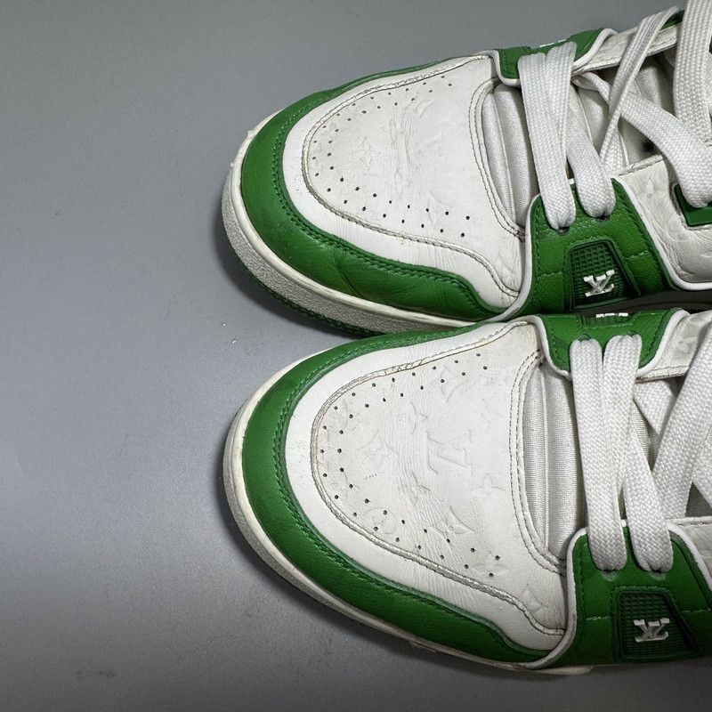 Louis Vuitton Louis Vuitton Stylish White and Green Fashion Sneakers -250 Size US 8.5 / IT 38.5 - 6 Thumbnail