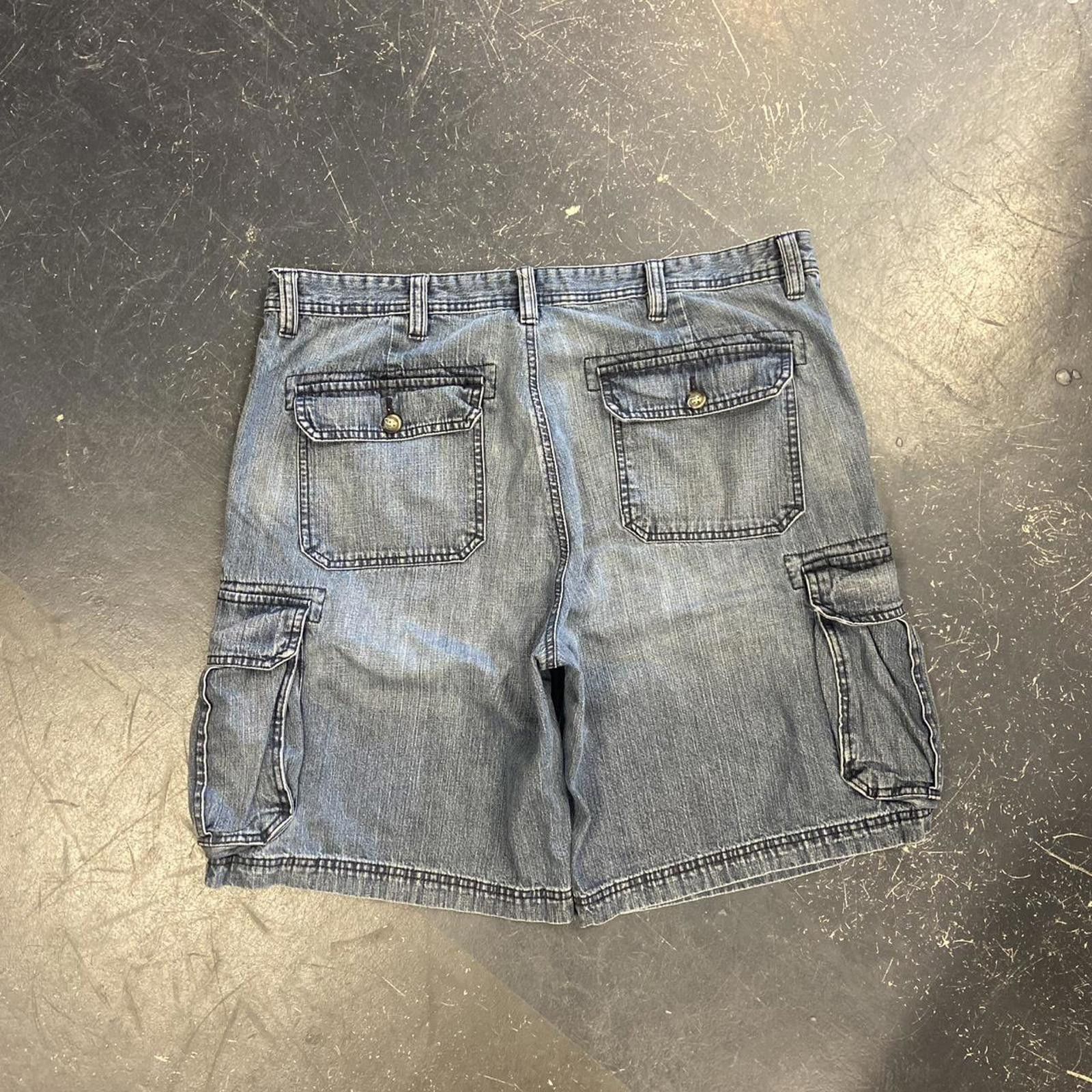 St. Johns Bay × Vintage Vintage 90s Baggy Dark Wash St Johns Bay Cargo Jorts Size US 40 / EU 56 - 7 Thumbnail