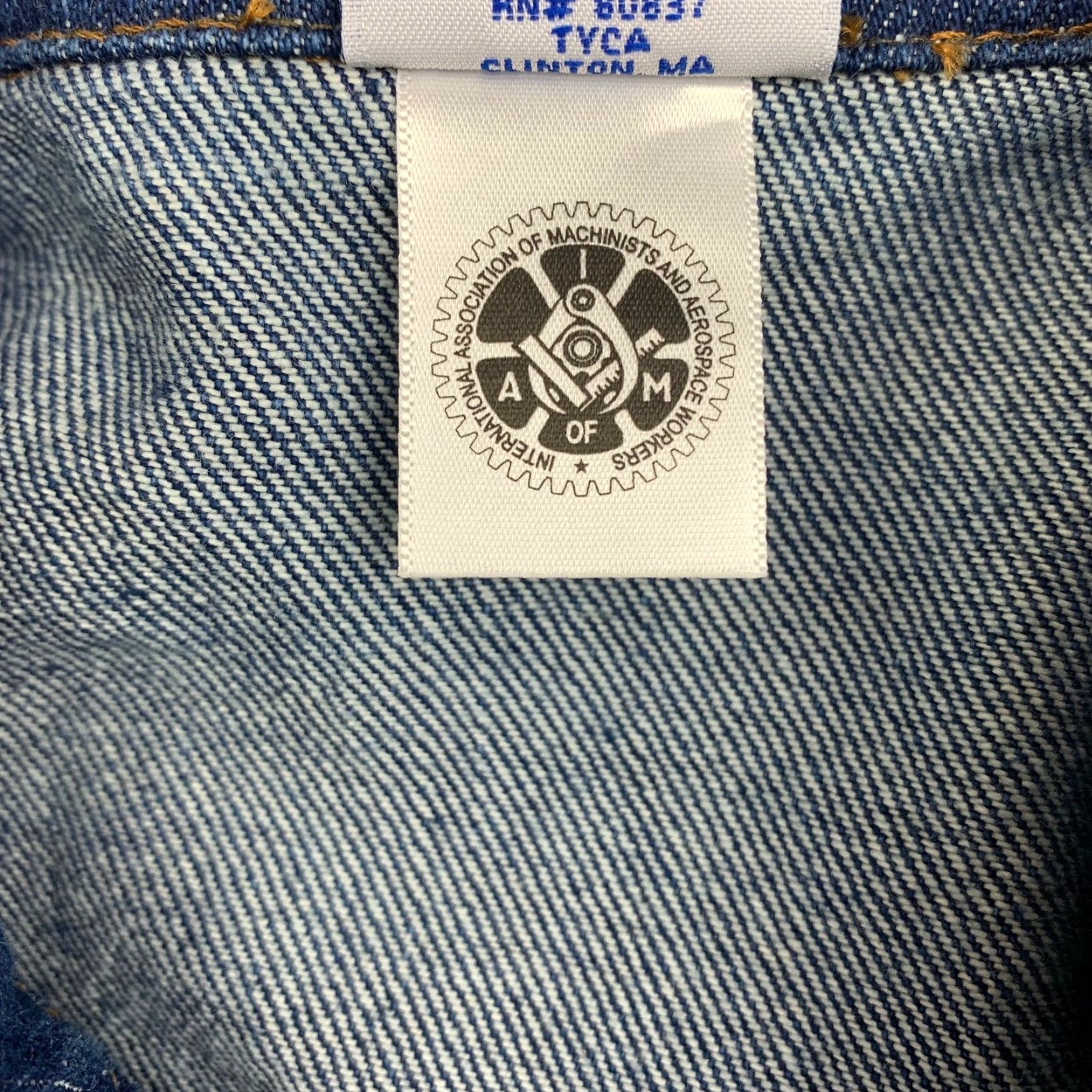 Denime VINTAGE Tyca Denim Trucker Jacket Men's Embossed Steam Engine Blue Medium USA Jacket Size US M / EU 48-50 / 2 - 6 Thumbnail