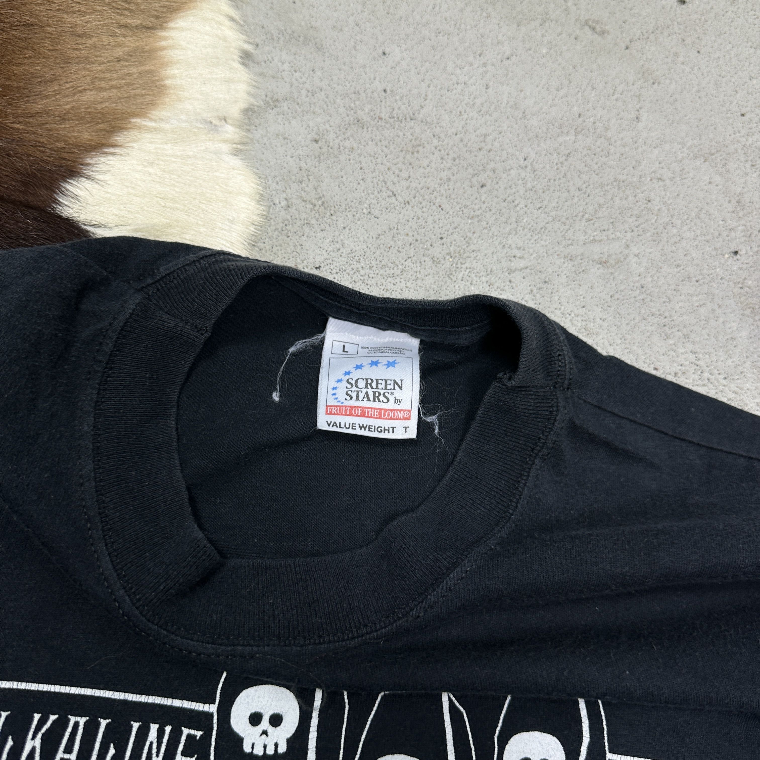 Vintage Vintage Casual Streetwear Alkaline Trio Printed T-shirt Y2K Size US L / EU 52-54 / 3 - 3 Thumbnail