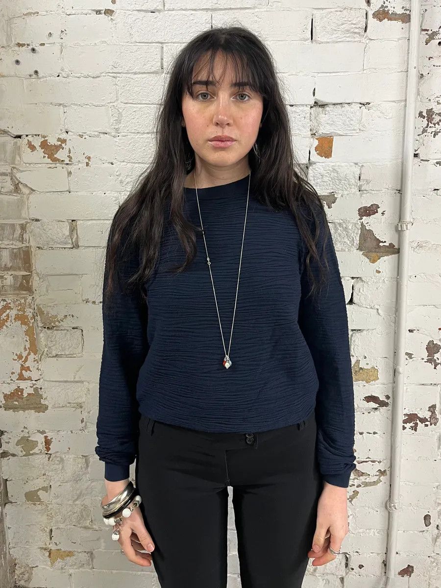 Emporio Armani 2000s Emporio Armani Pleats Navy Sweater Size XS / US 0-2 / IT 36-38 - 3 Thumbnail
