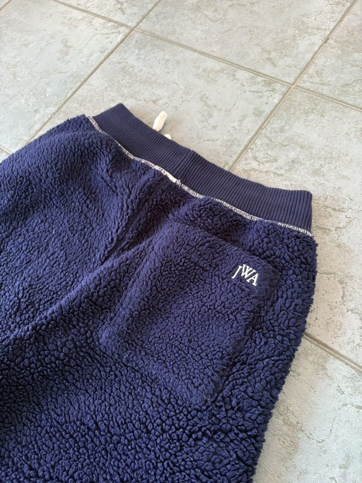 JW Anderson × Uniqlo J.W. Anderson x Uniqlo Deep Pile Fleece Relaxed Pants Size US 31 - 1 Thumbnail