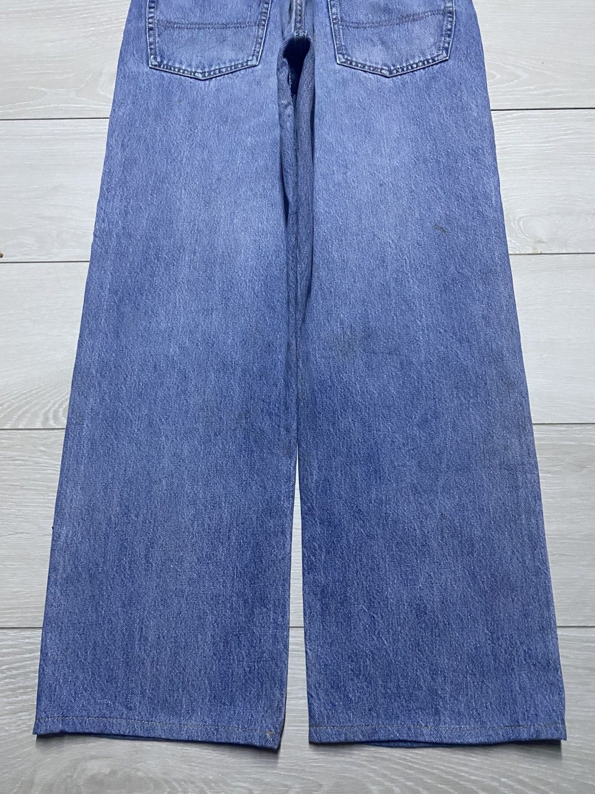 Barneys New York Vintage Barneys New York Light Wash baggy Jeans Size US 31 - 6 Thumbnail
