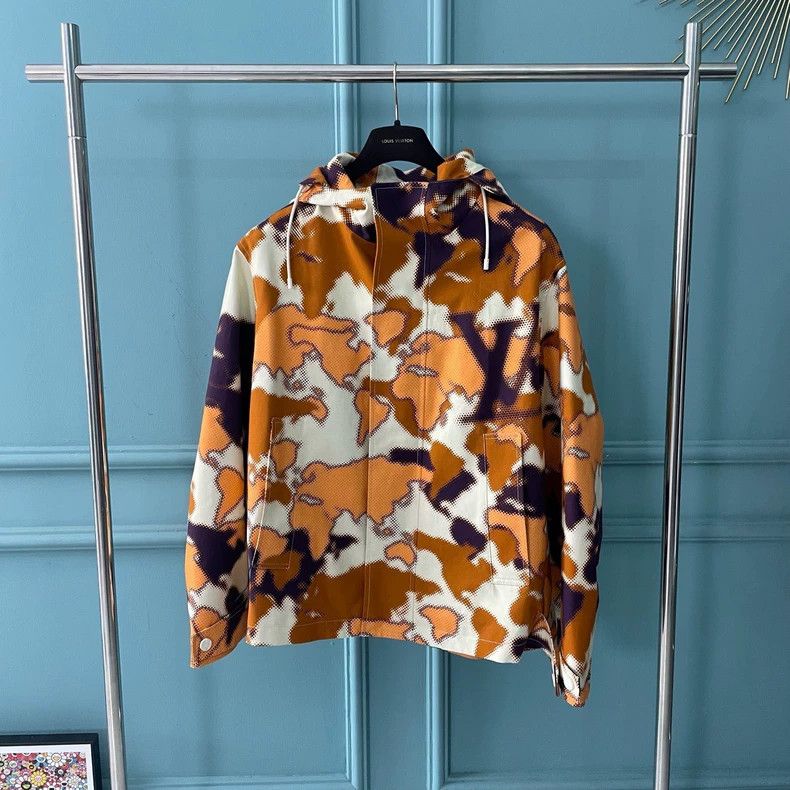 Louis Vuitton Louis Vuitton 24 New Map Full Print Hooded Jacket 2501-Next Size US S / EU 44-46 / 1 - 1 Thumbnail