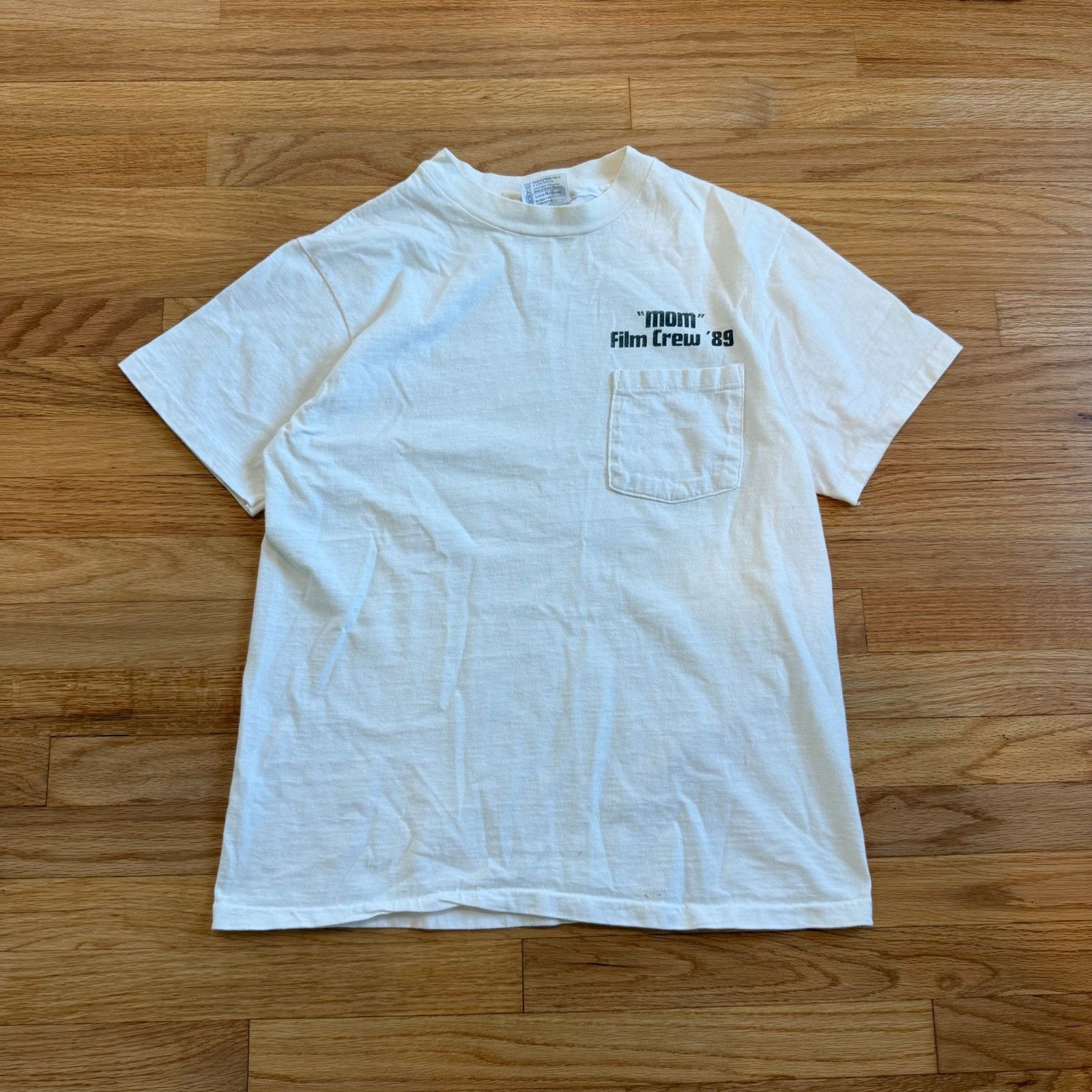Vintage Vintage 1989 Eat at "Mom's" Film Crew T-Shirt Size US M / EU 48-50 / 2 - 2 Thumbnail