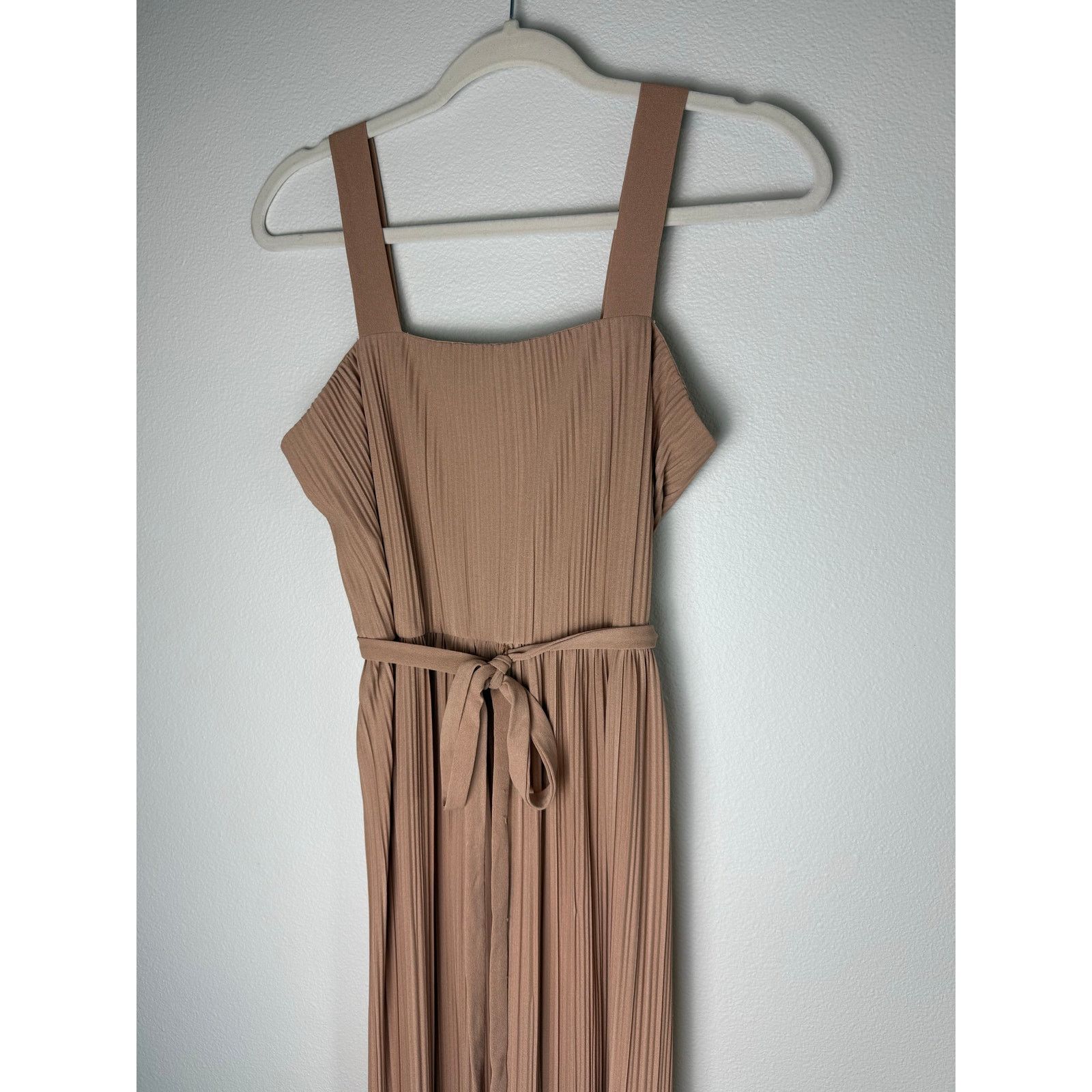 BERNADETTE Vintage Bernadette Designs Beige Pleated Maxi Dress. Sz Sml Size S / US 4 / IT 40 - 3 Thumbnail