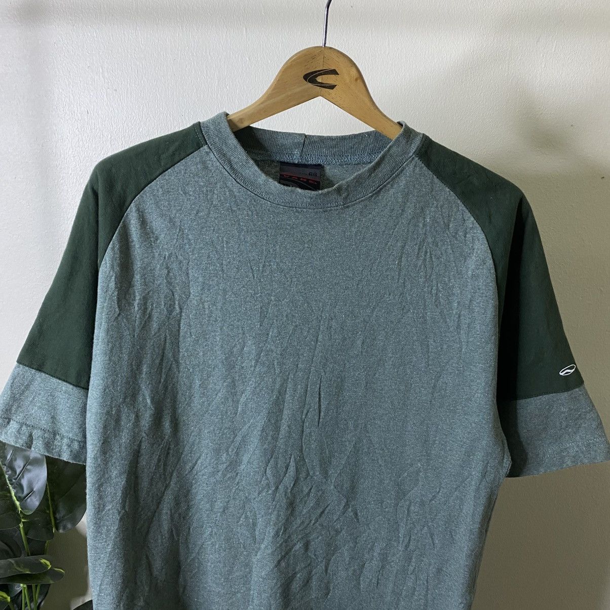 Vans Vintage 2000s Vans Skateboard Simple Skater T Shirt Size US M / EU 48-50 / 2 - 2 Thumbnail